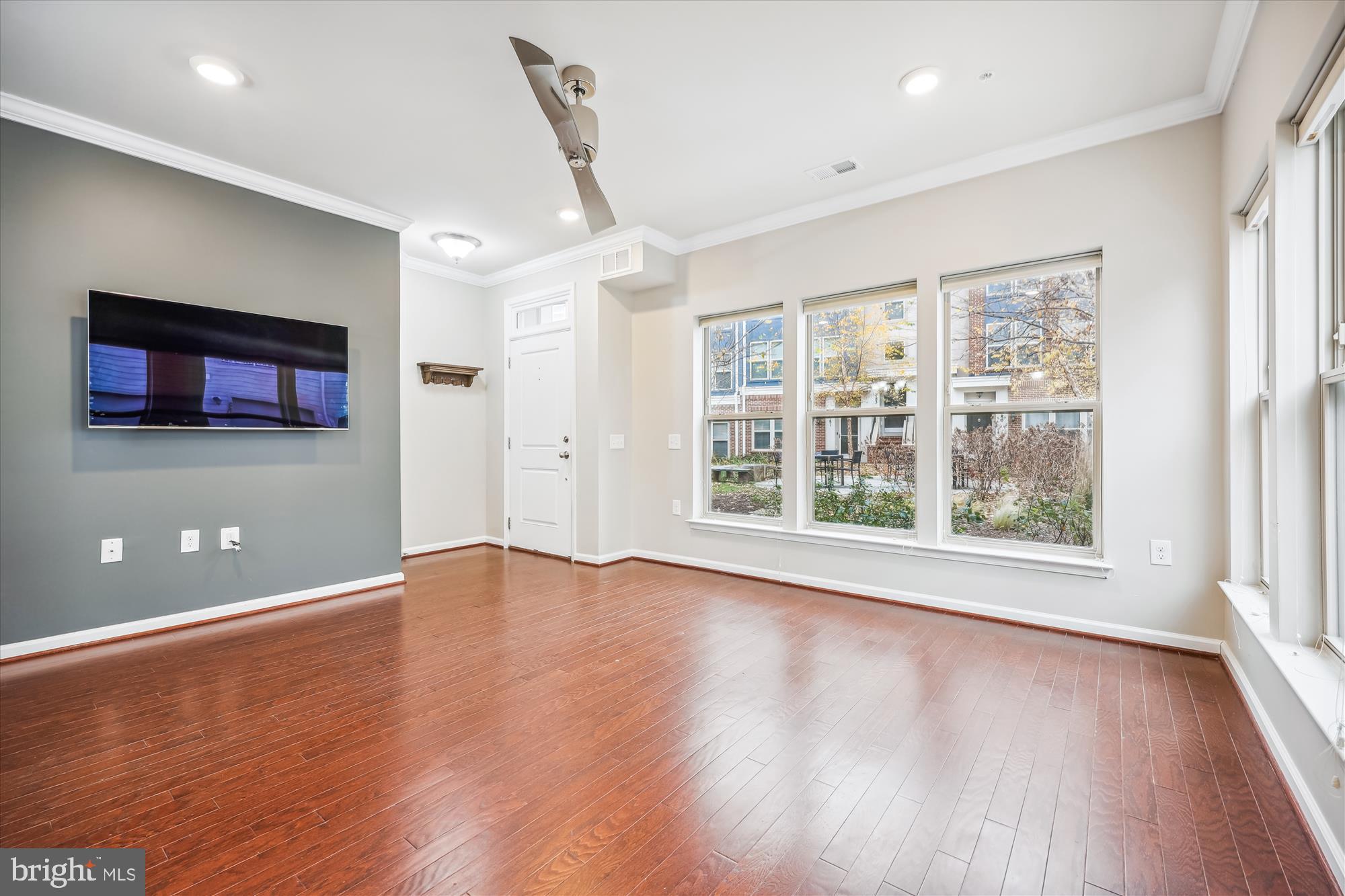 CROWN FARM - Residential Lease