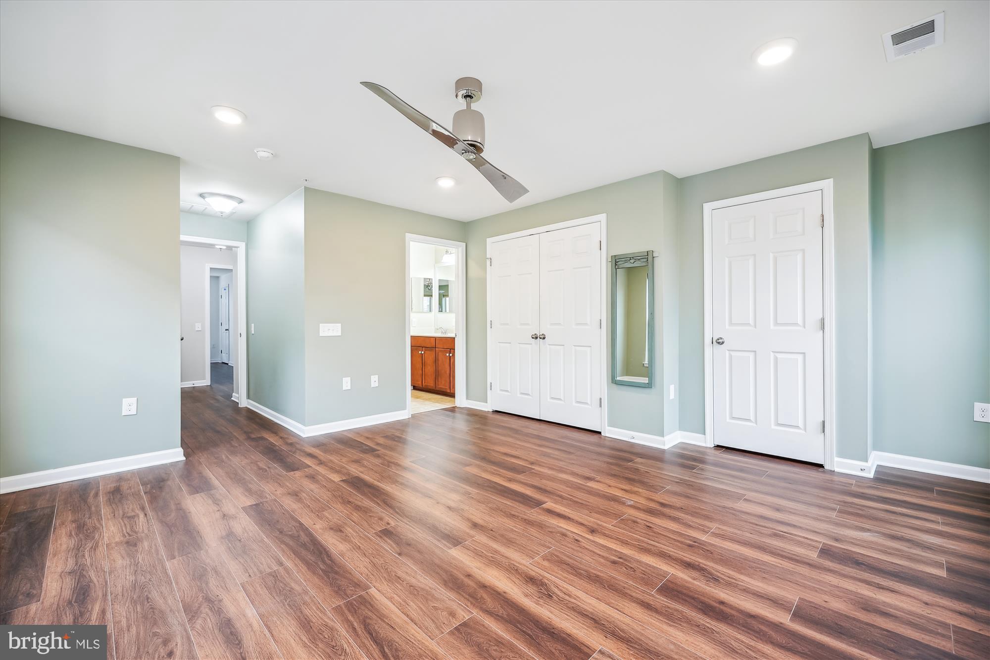 CROWN FARM - Residential Lease