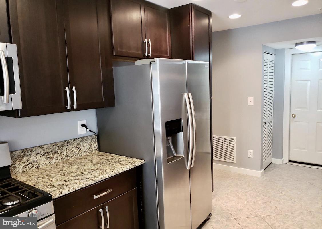 SUMMERFIELD IN COVINGTON - Residential Lease