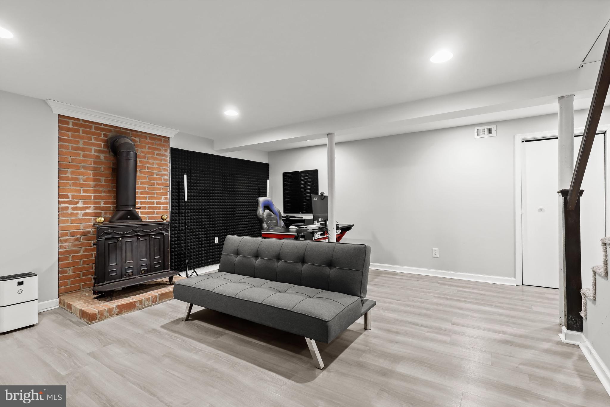 RONLEIGH HEIGHTS - Residential