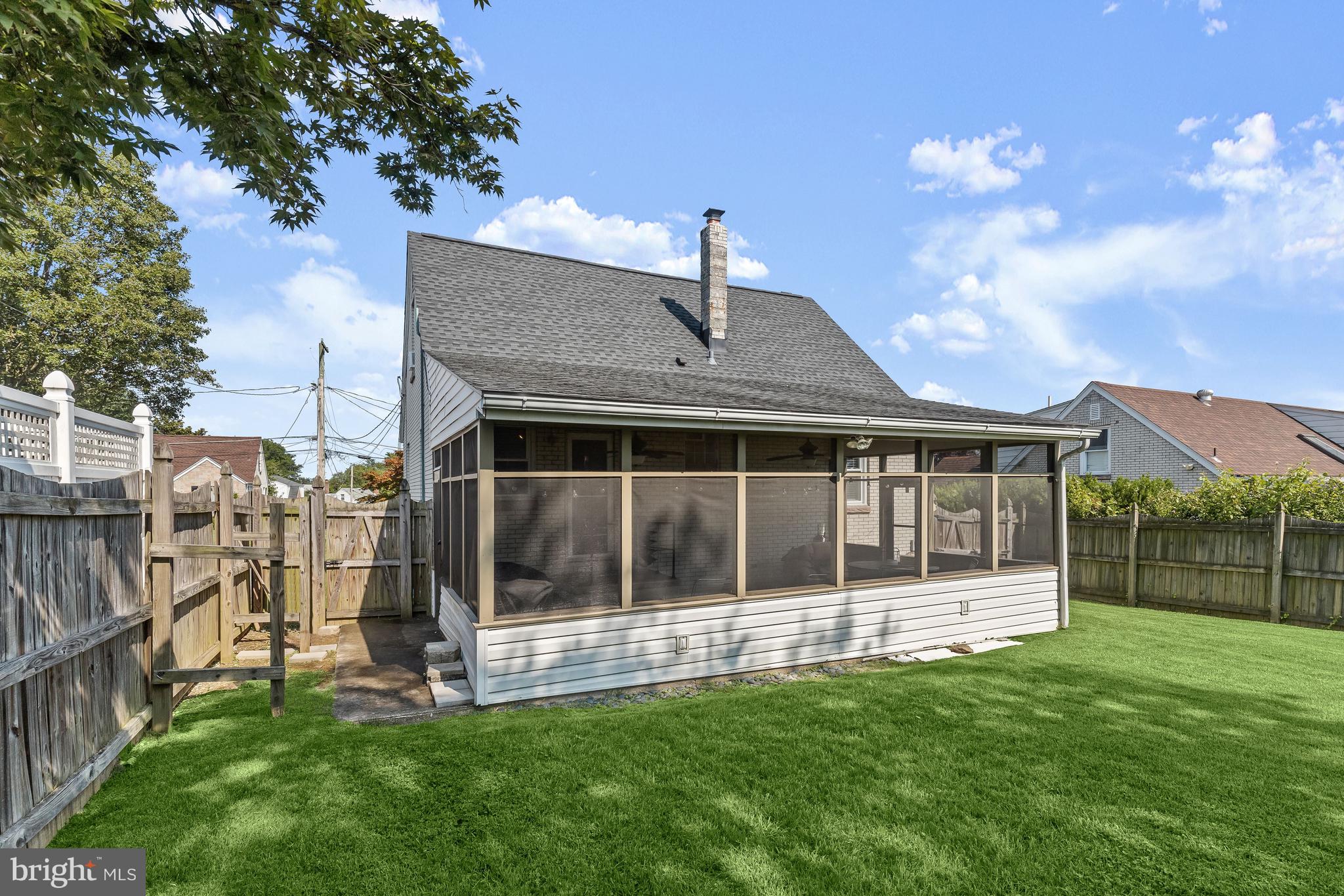 RONLEIGH HEIGHTS - Residential