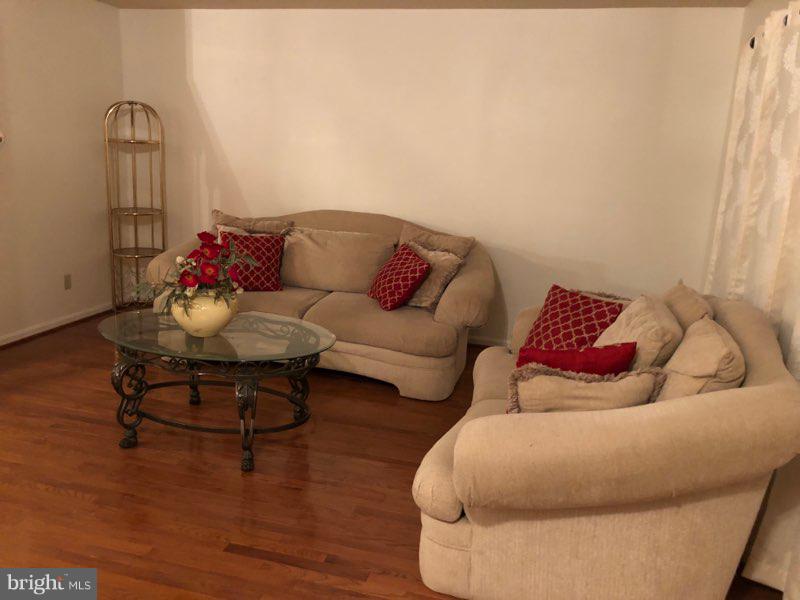 PRINCETON WOODS - Residential Lease