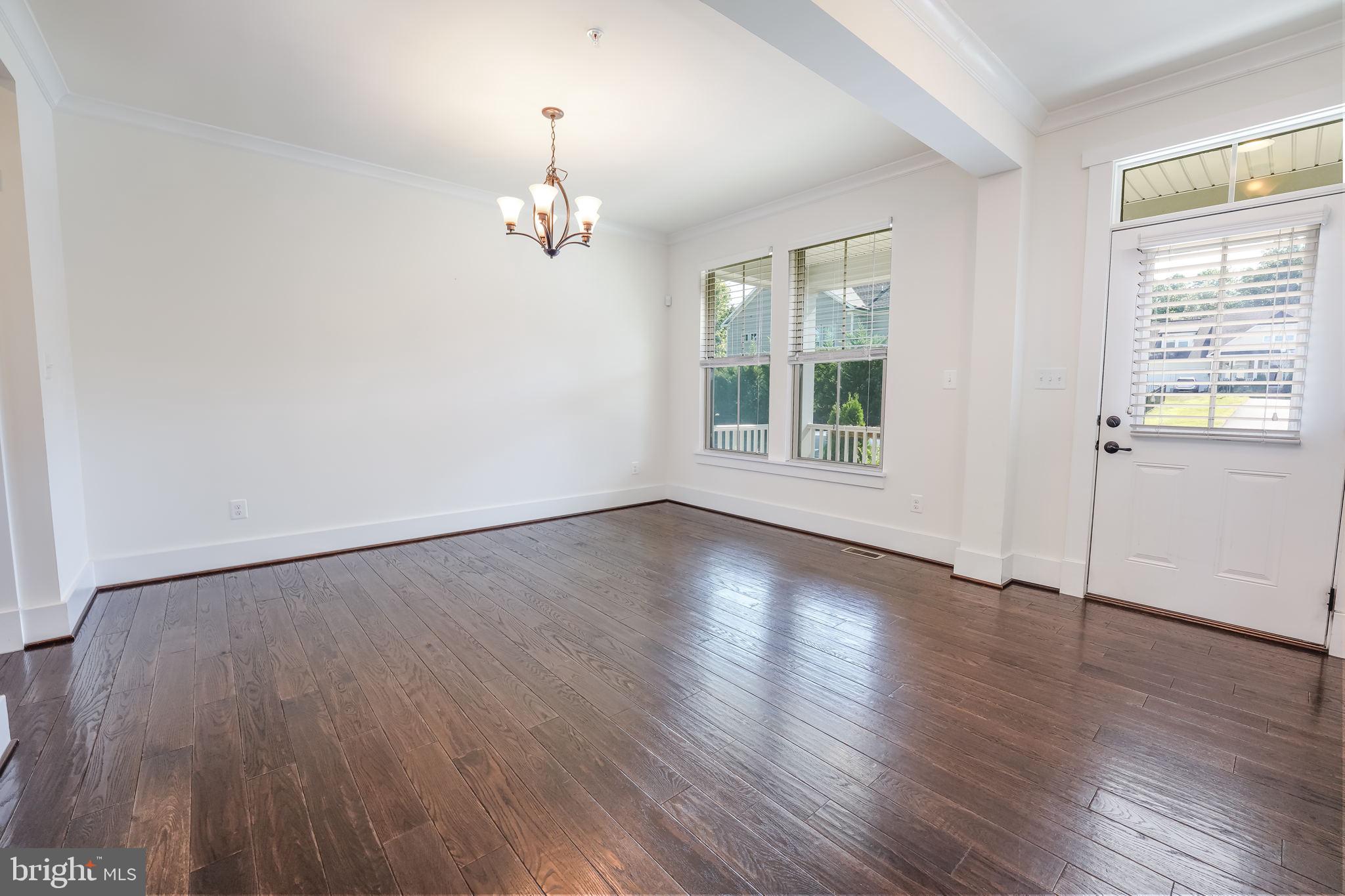 POTOMAC SHORES - Residential Lease