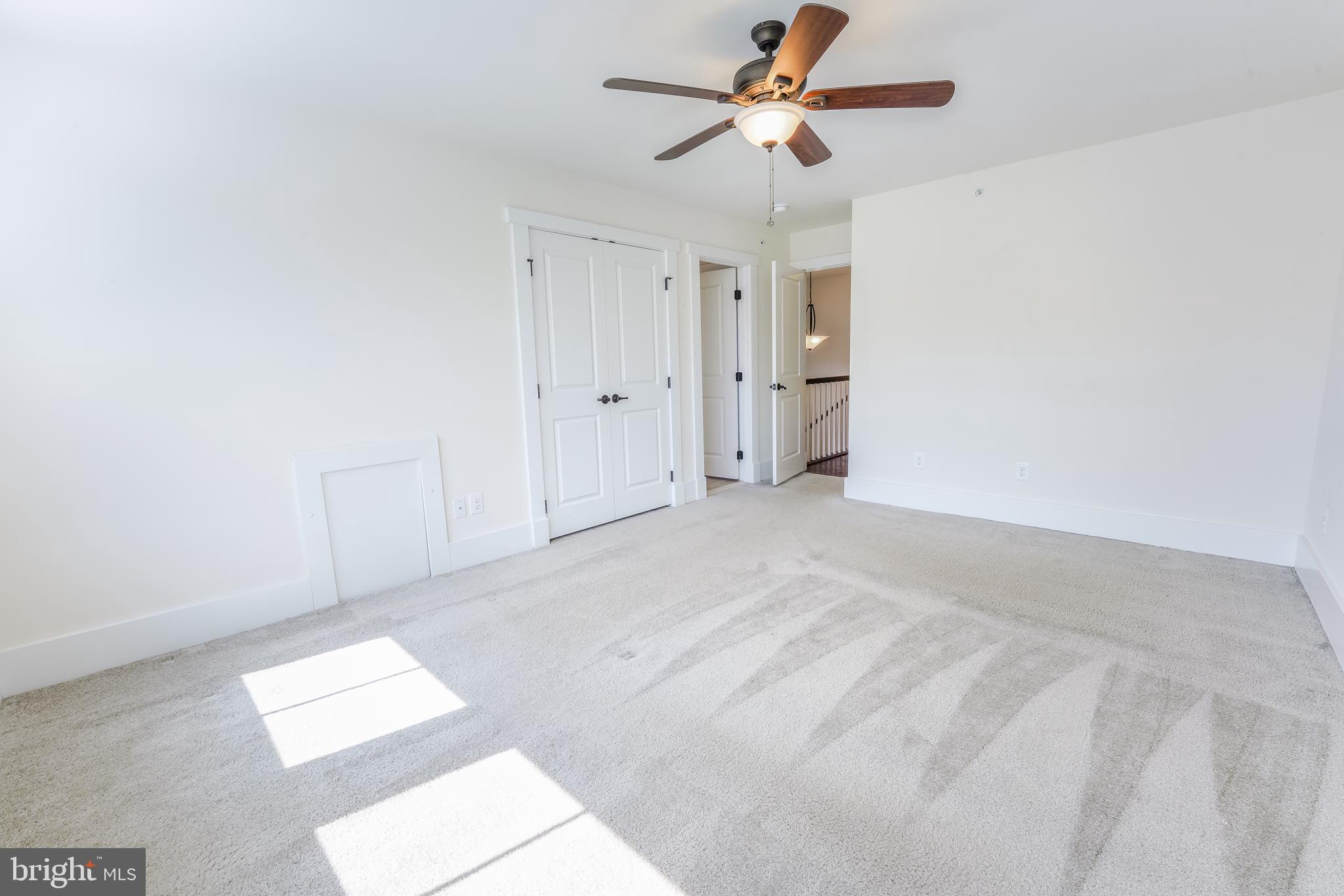 POTOMAC SHORES - Residential Lease