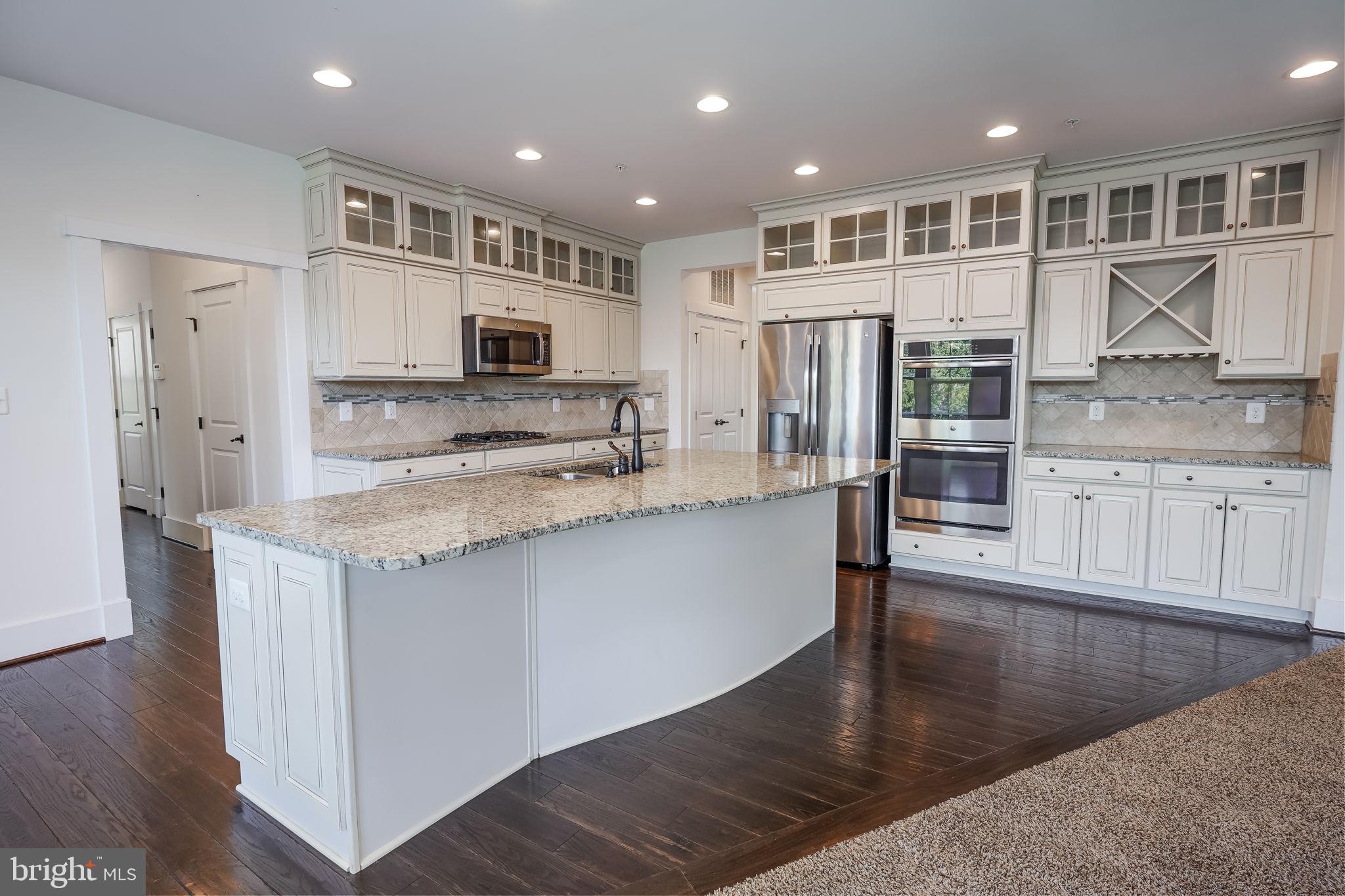 POTOMAC SHORES - Residential Lease