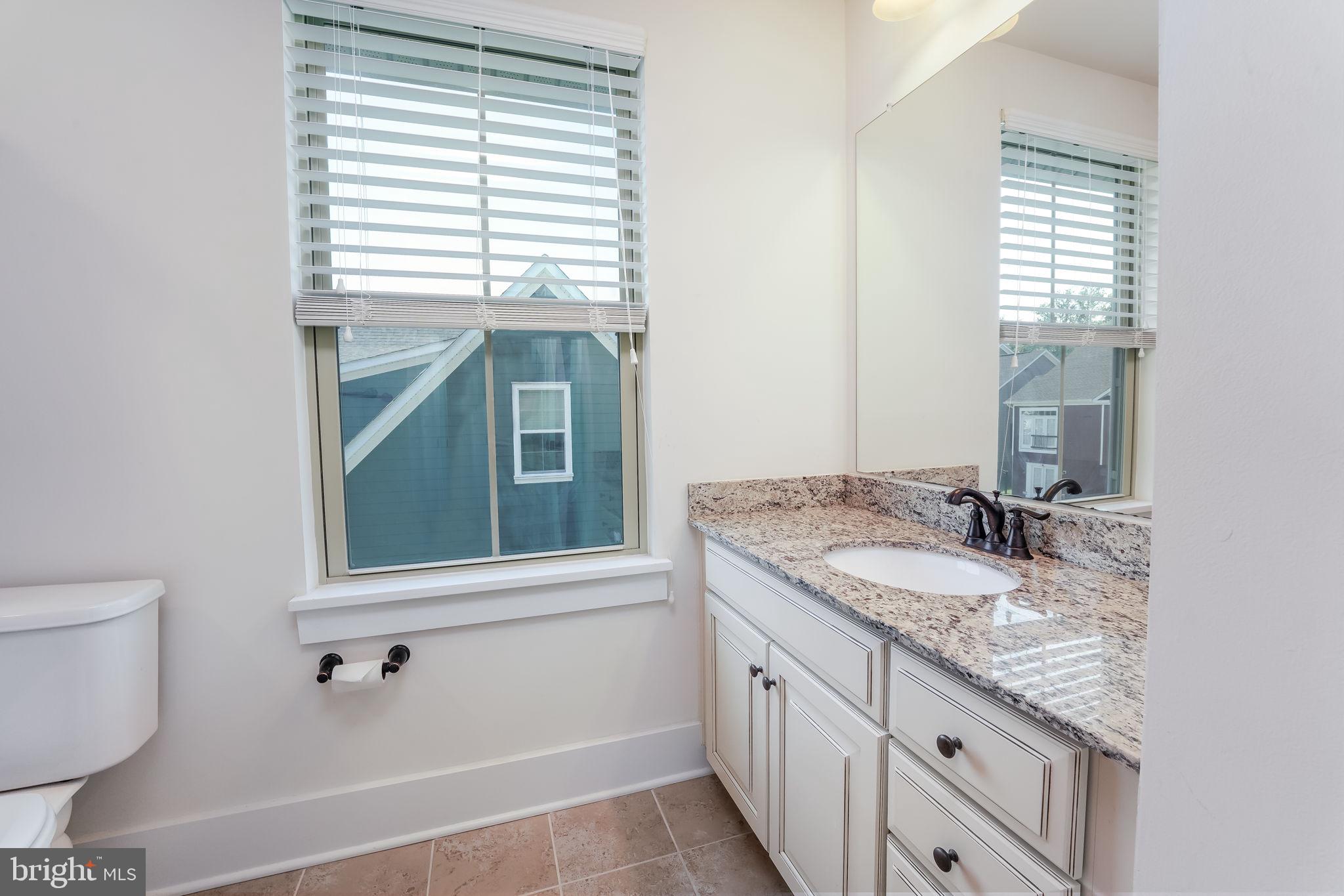 POTOMAC SHORES - Residential Lease