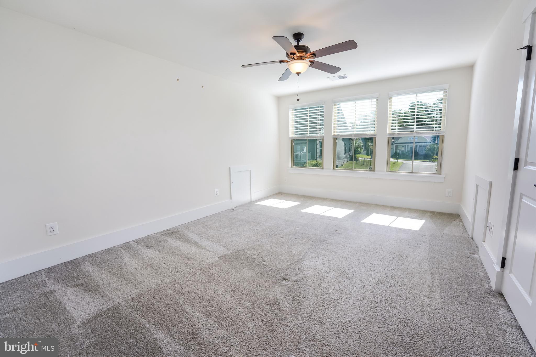 POTOMAC SHORES - Residential Lease