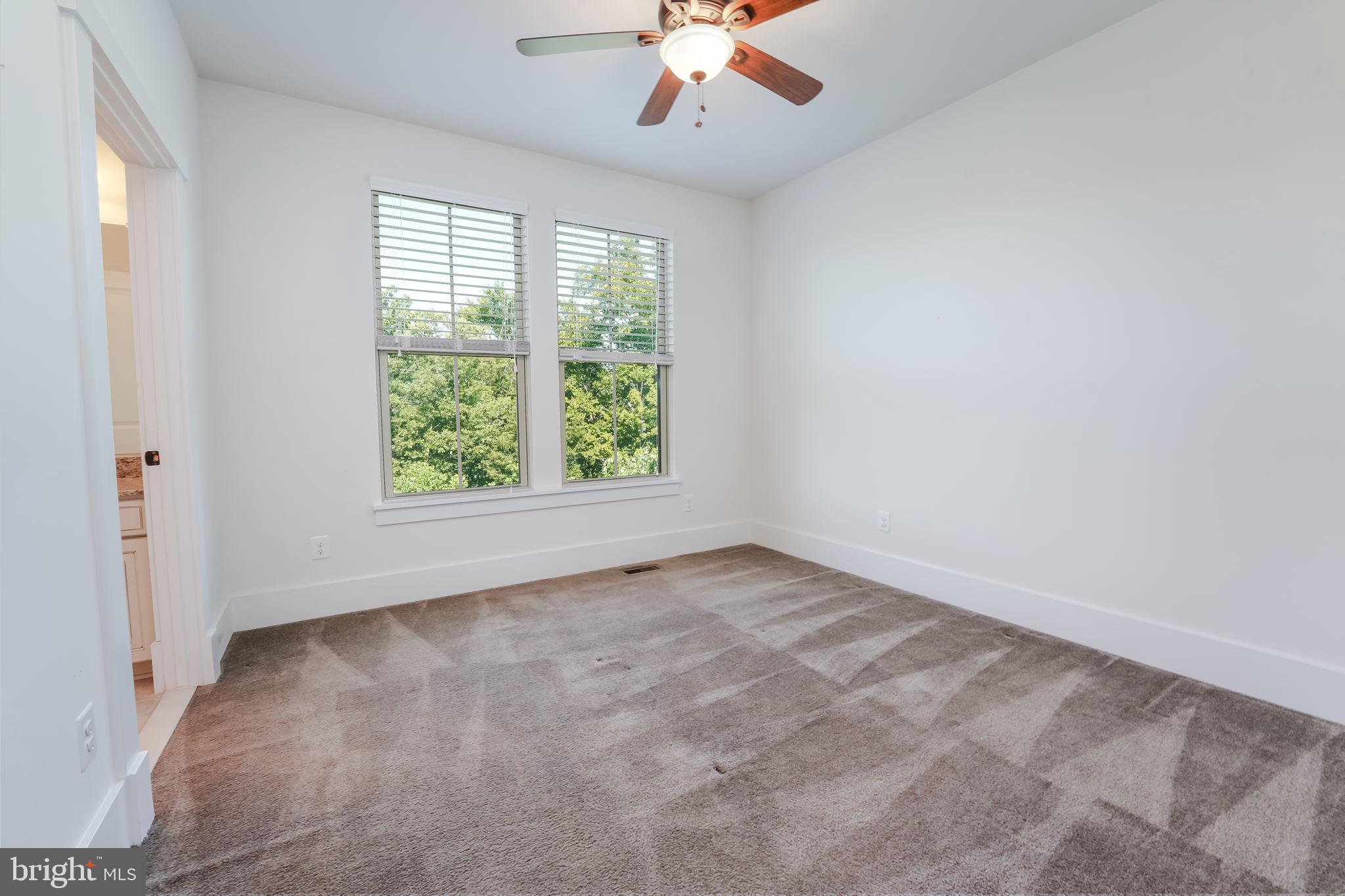 POTOMAC SHORES - Residential Lease