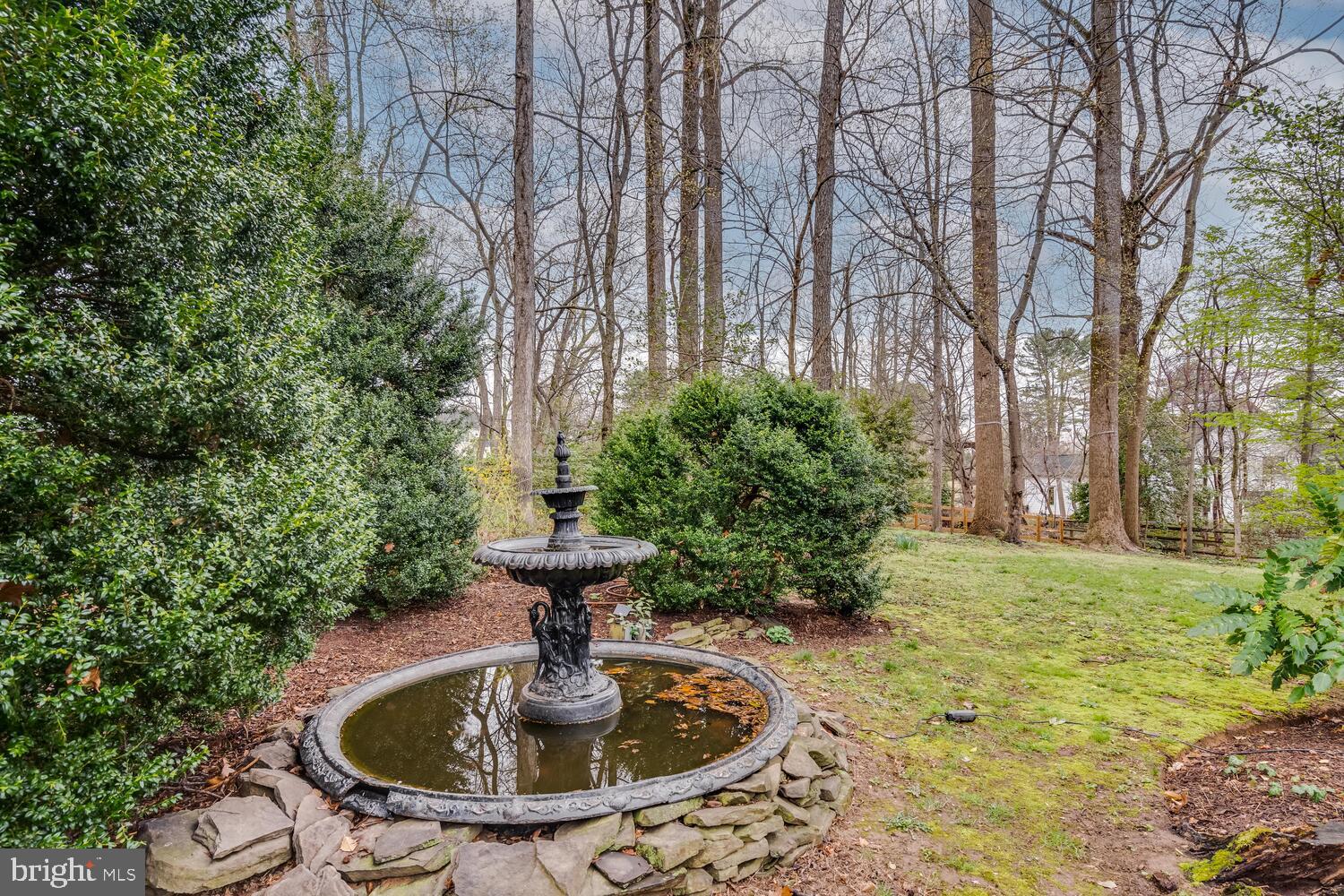 HIDDEN FOREST - Residential