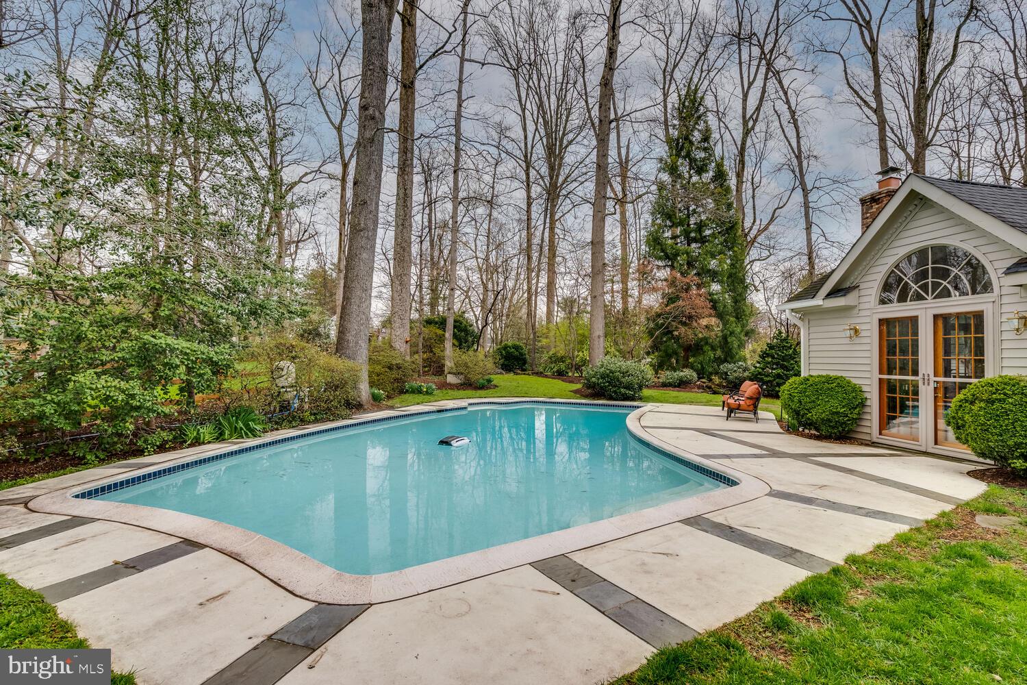 HIDDEN FOREST - Residential