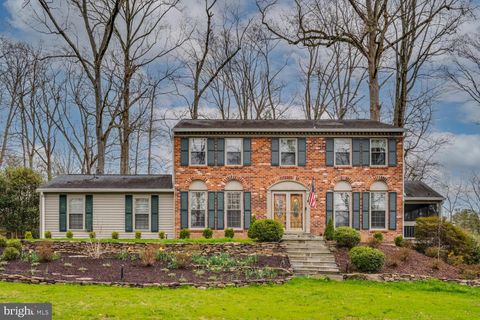 723 FOREST PARK ROAD GREAT FALLS VA 22066