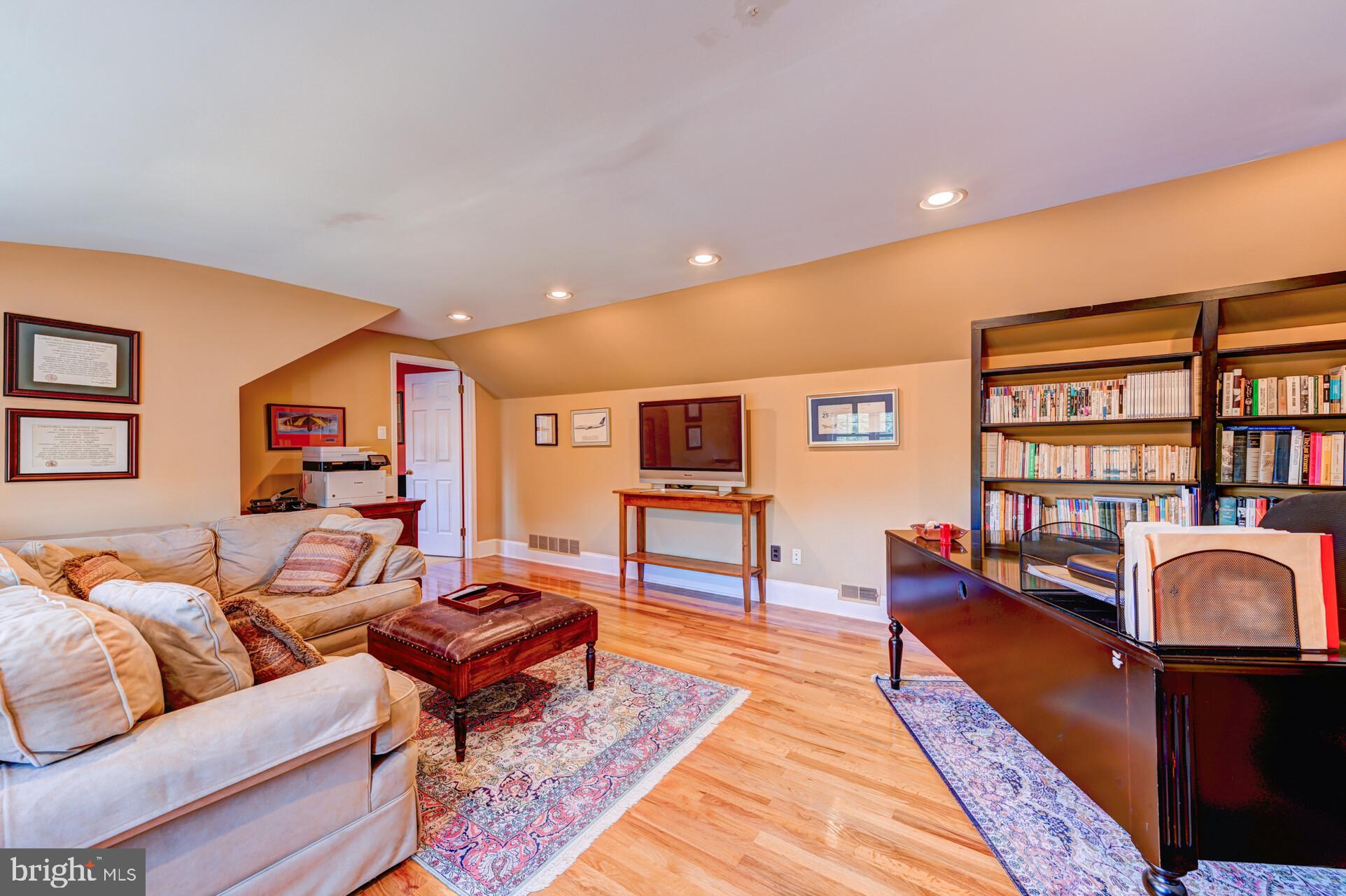 NON AVAILABLE - Residential