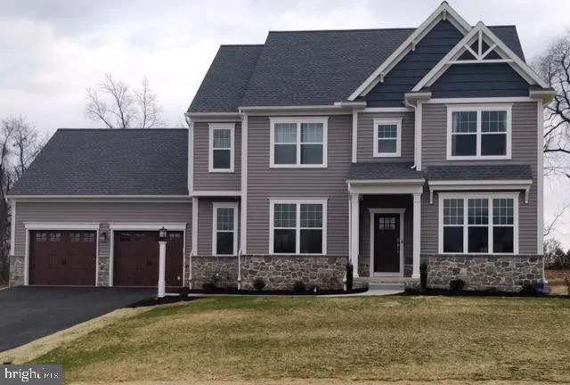 202 Country Meadows Drive, Lancaster, PA 17602