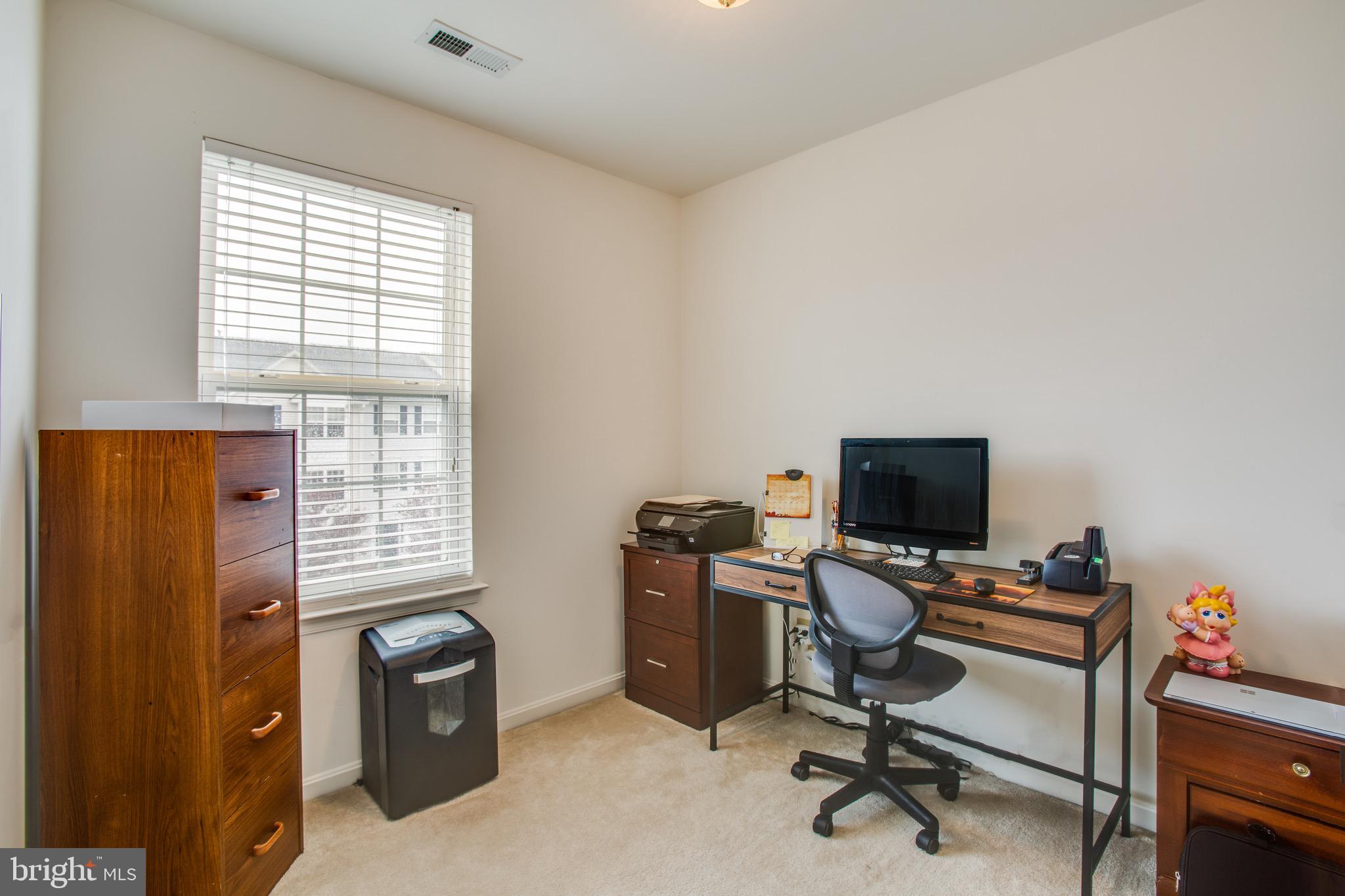 SALEM FIELDS - Residential