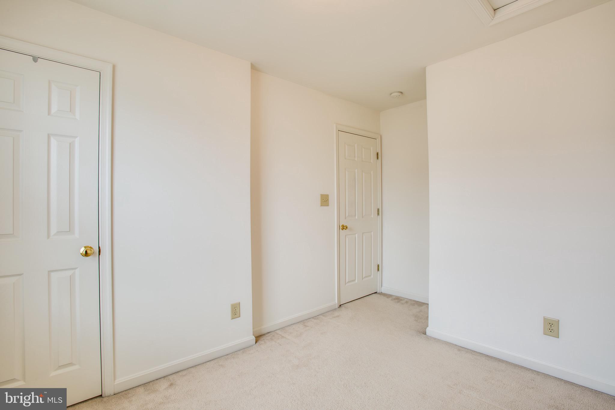 SALEM FIELDS - Residential