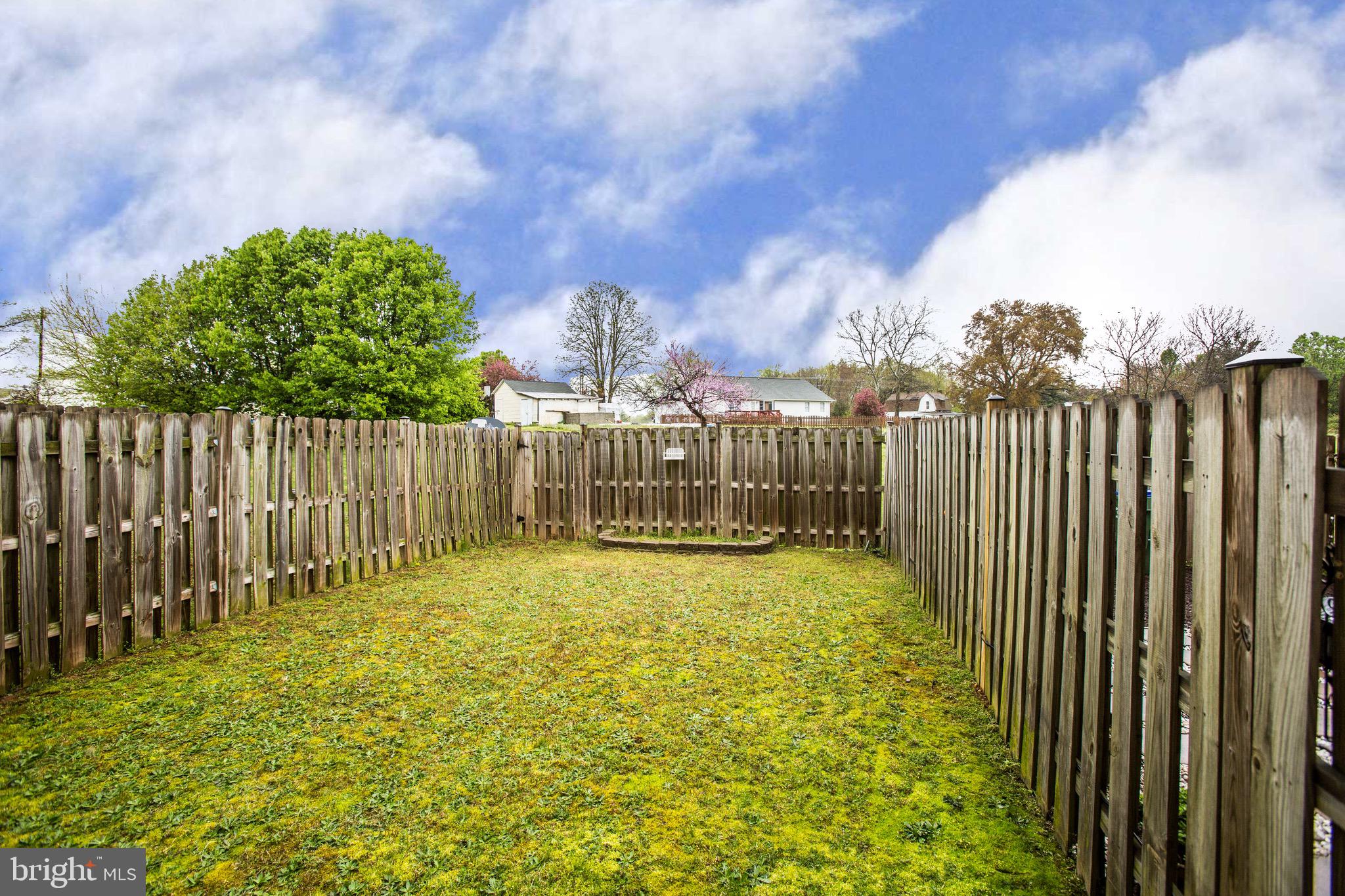 SALEM FIELDS - Residential