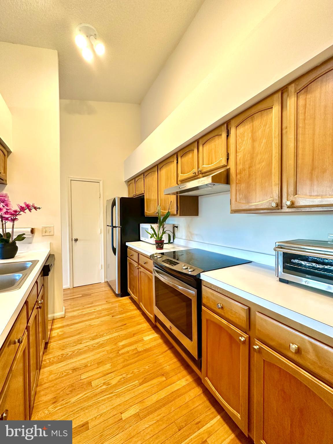 WINTERGATE AT LONGMEAD CROSSING - Residential