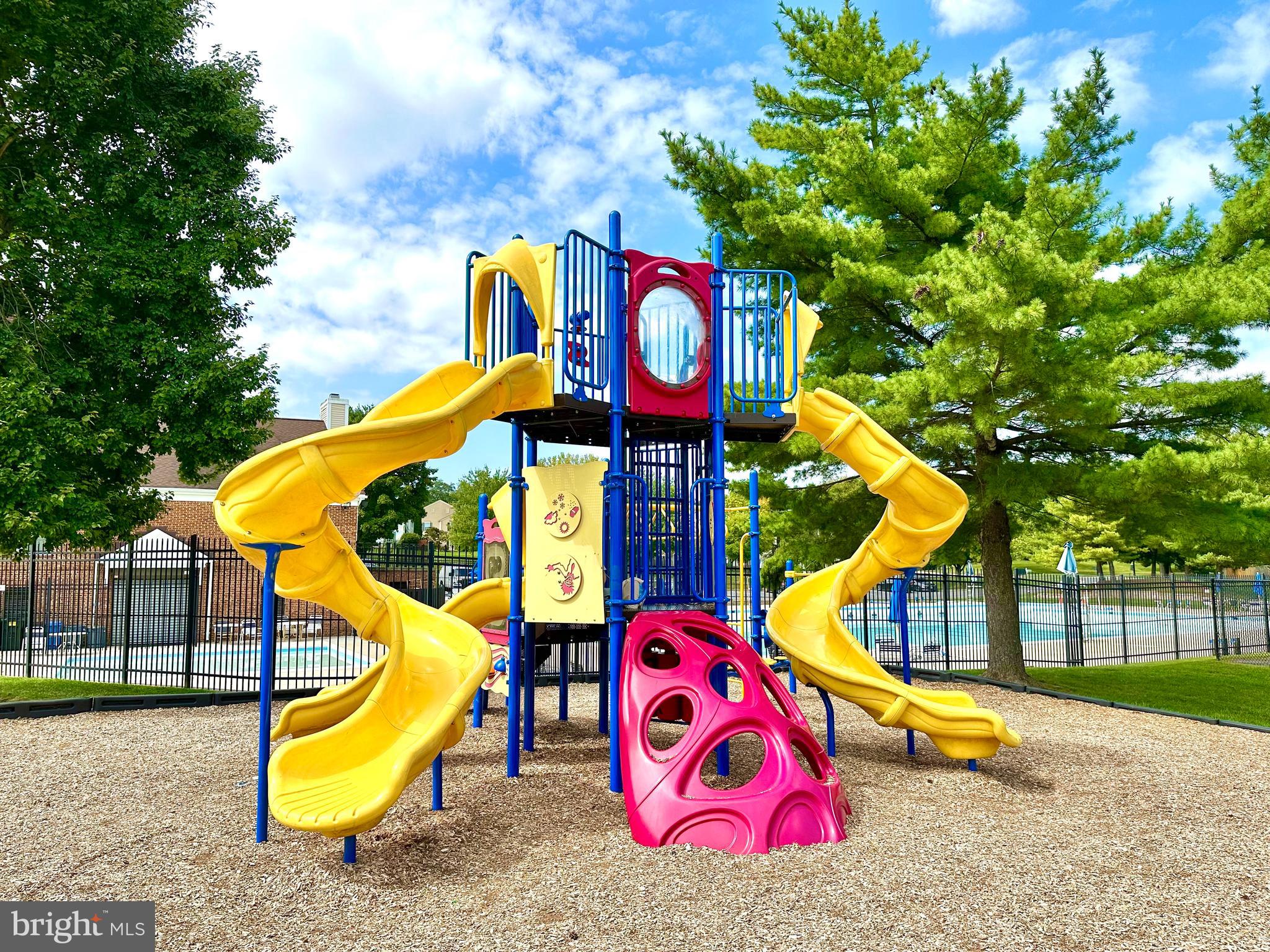 WINTERGATE AT LONGMEAD CROSSING - Residential