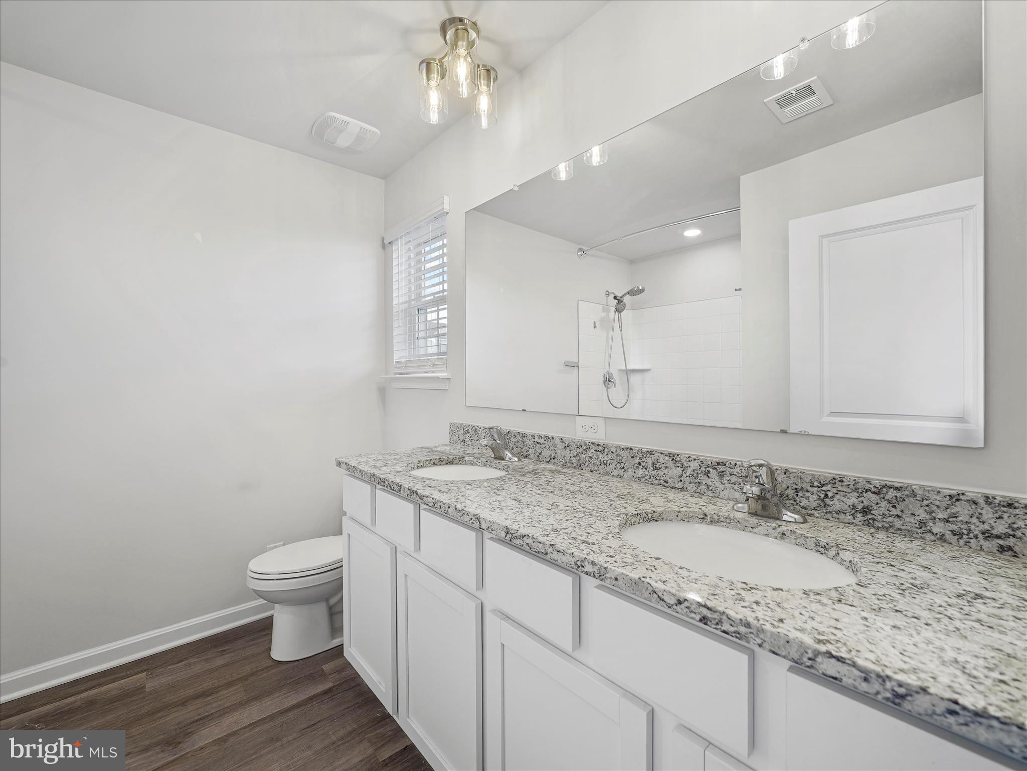 RED HILL - Residential