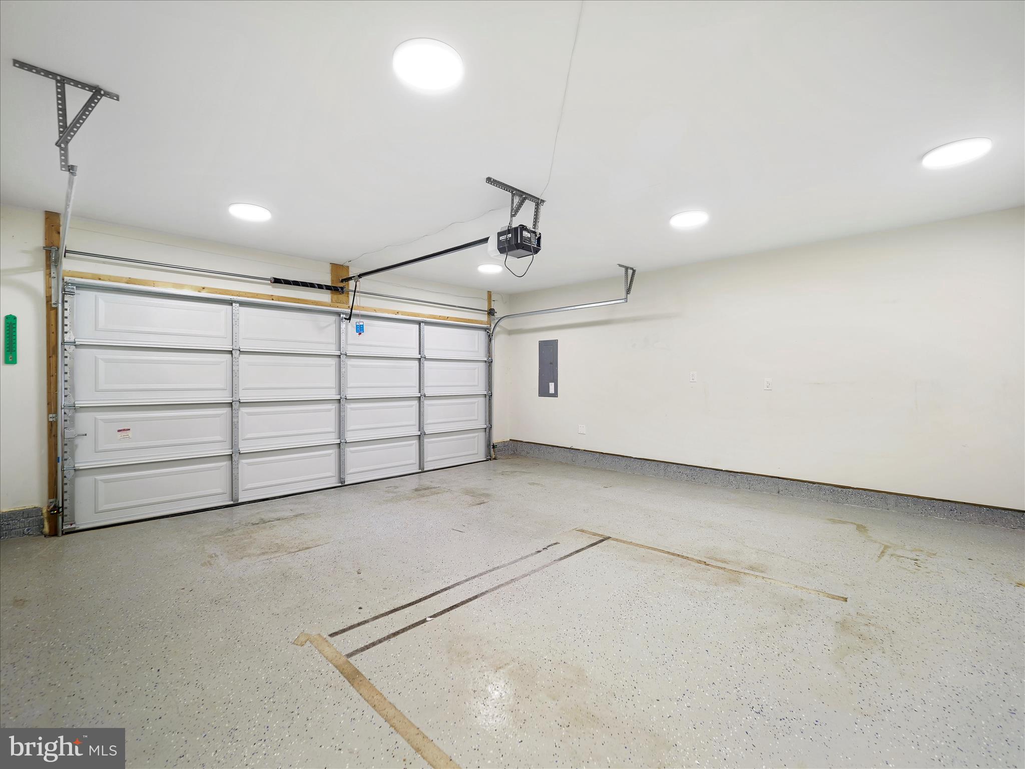 RED HILL - Residential