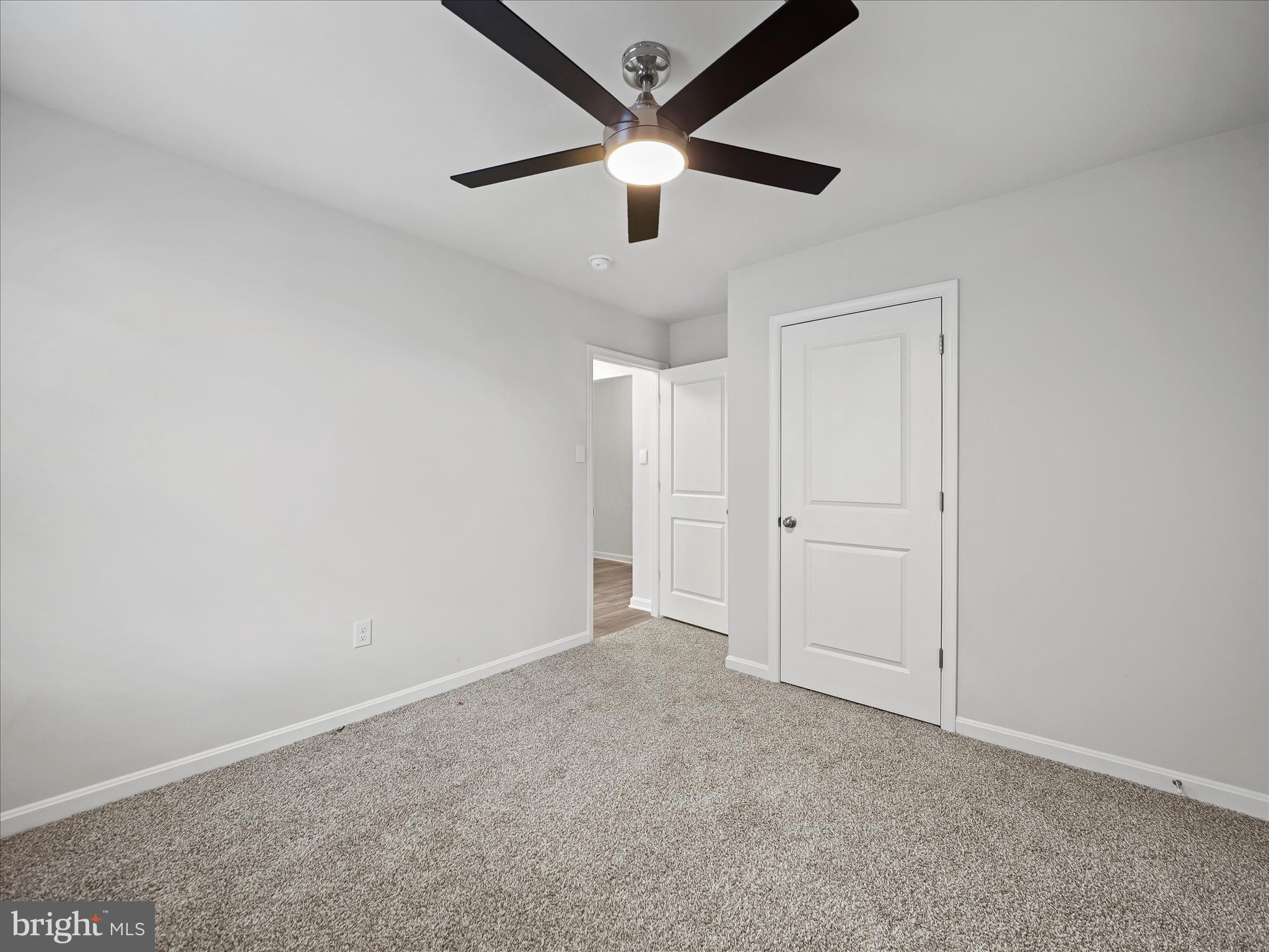 RED HILL - Residential