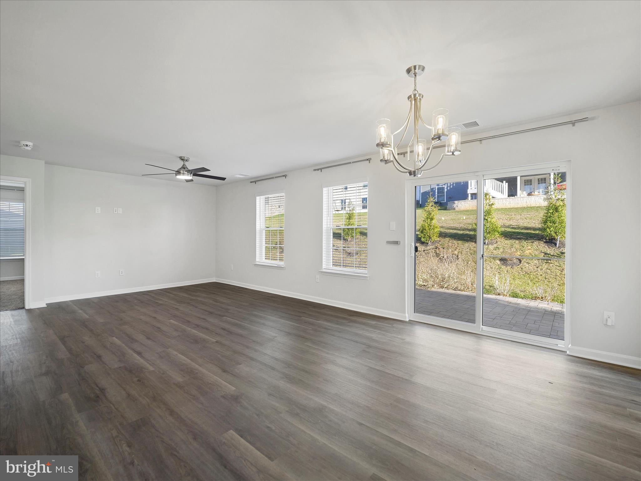 RED HILL - Residential