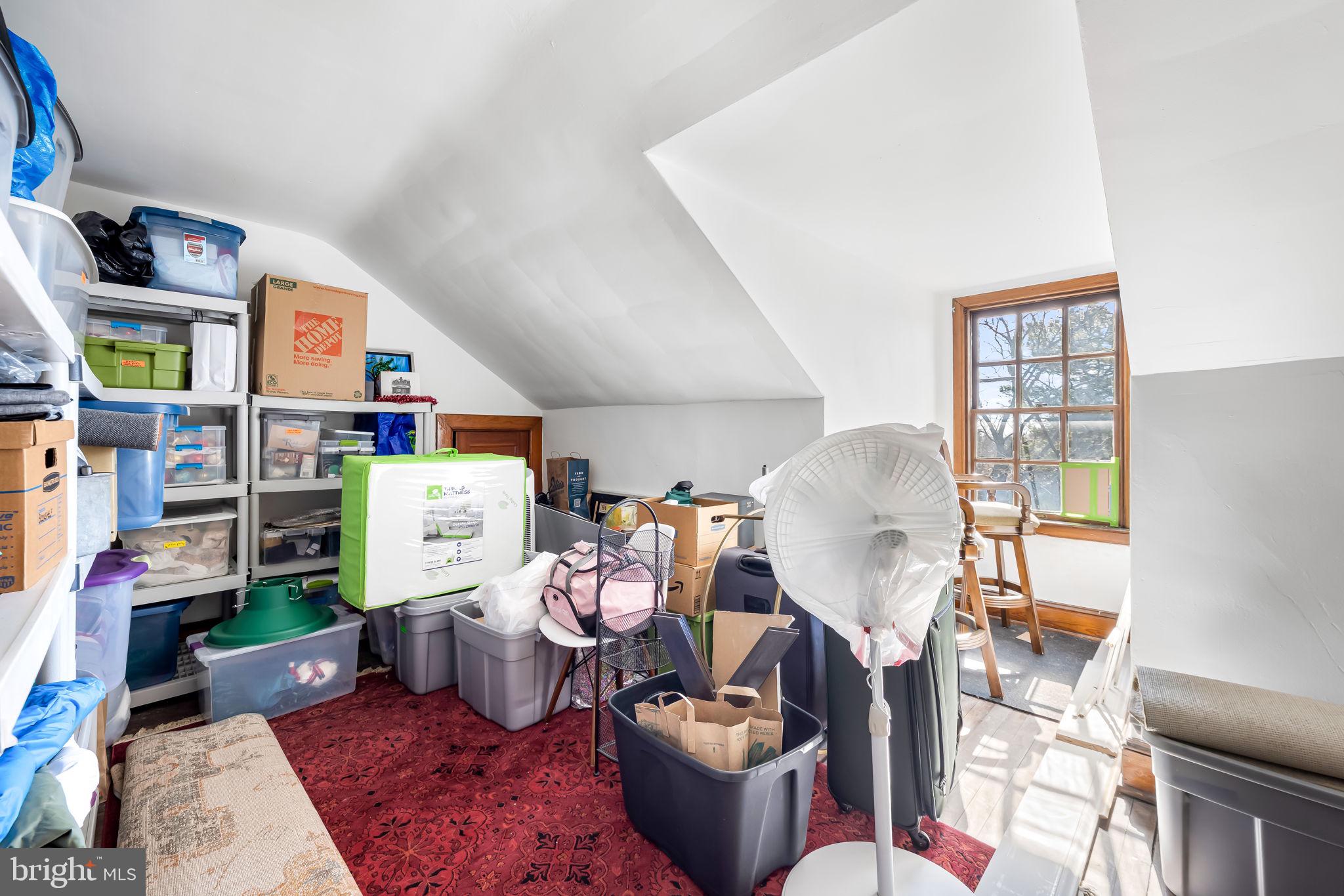 ROLAND PARK - Residential