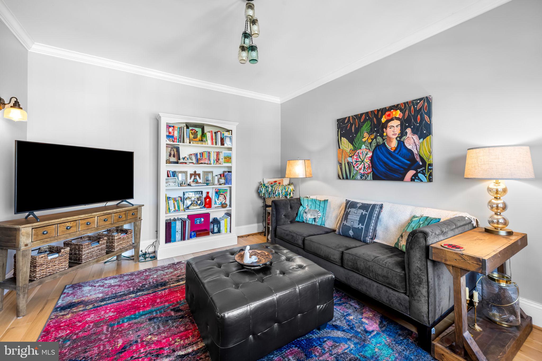 ROLAND PARK - Residential