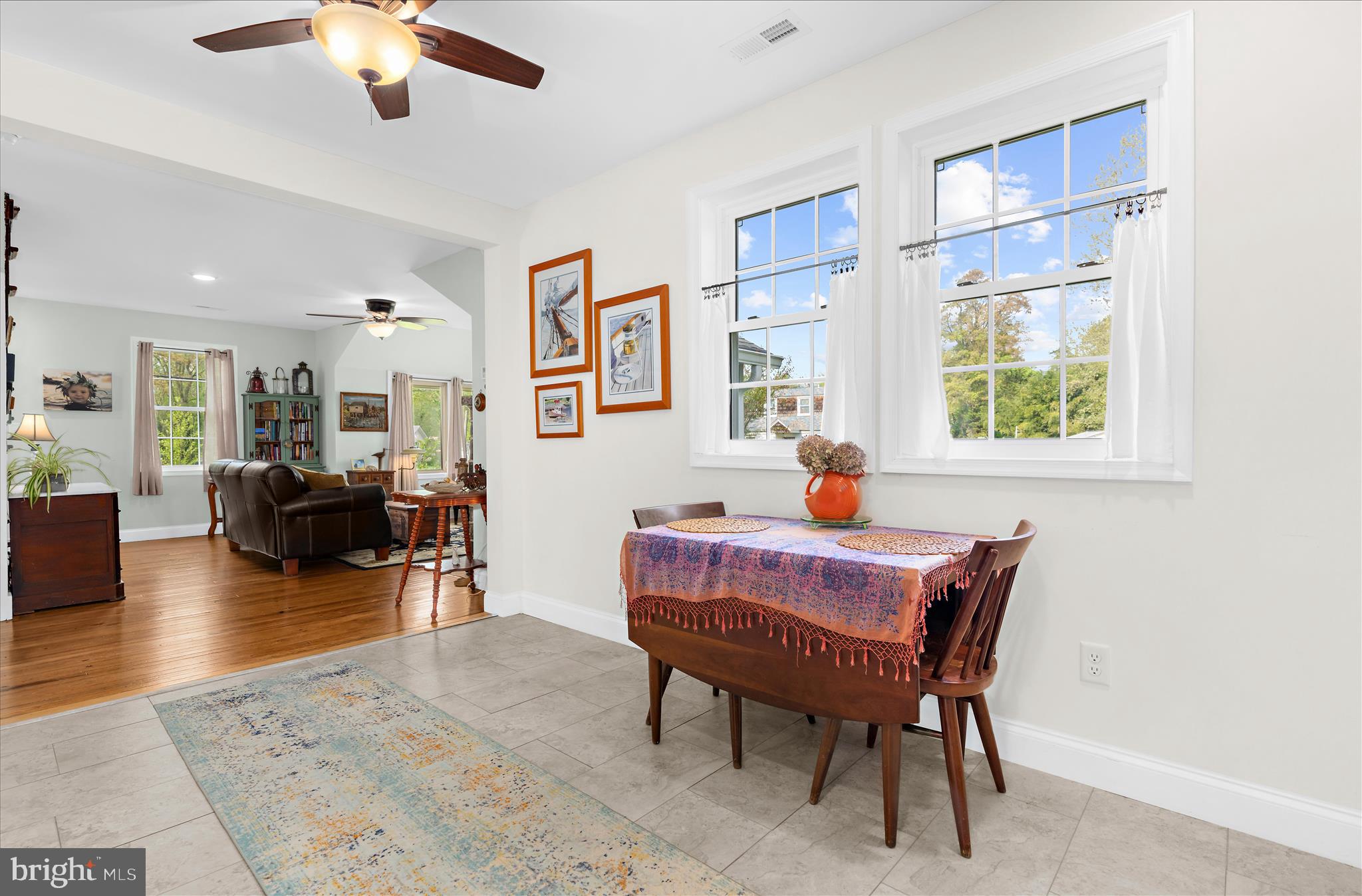 HACKS POINT - Residential