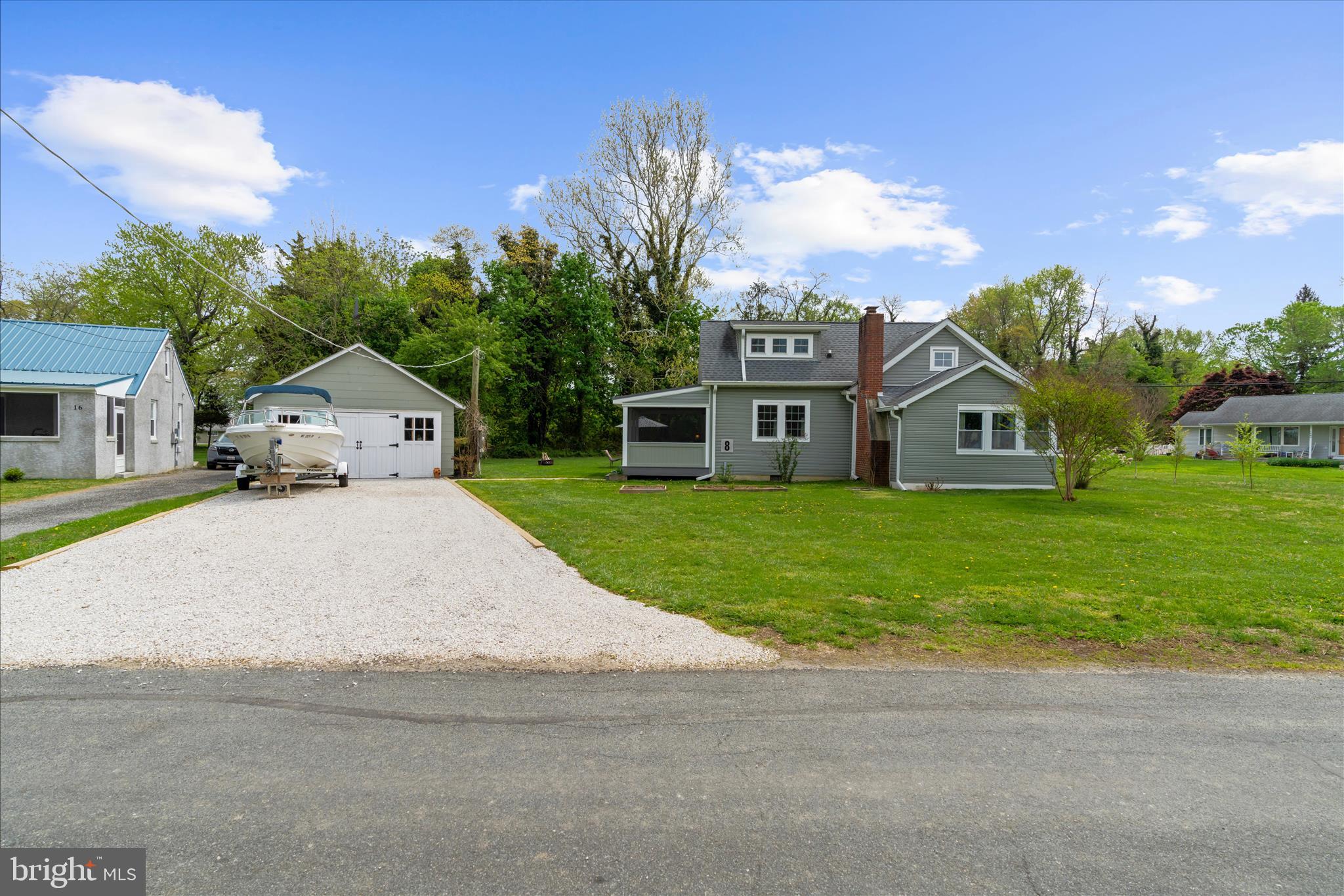 HACKS POINT - Residential