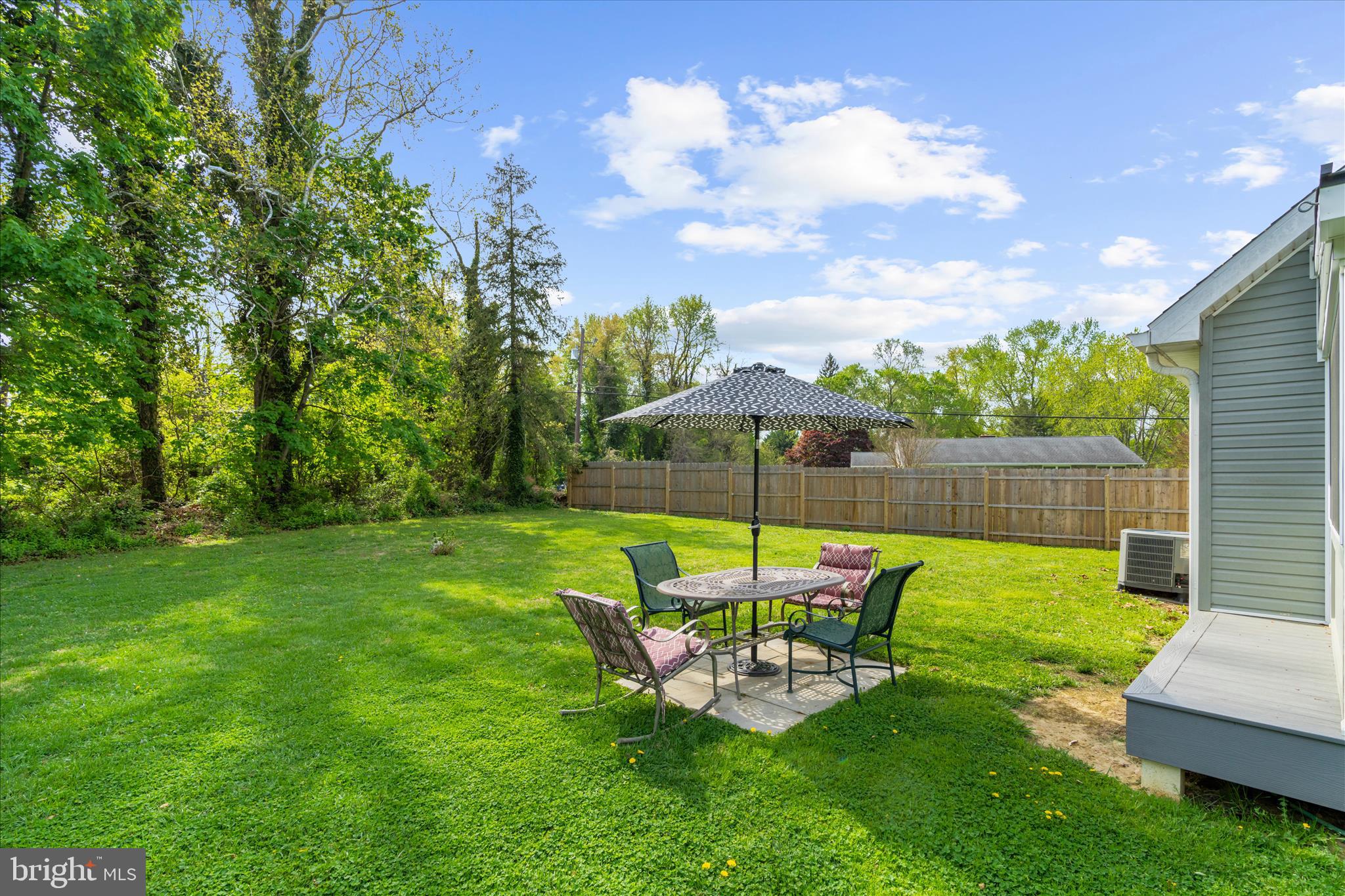 HACKS POINT - Residential