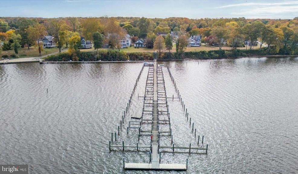 HACKS POINT - Residential