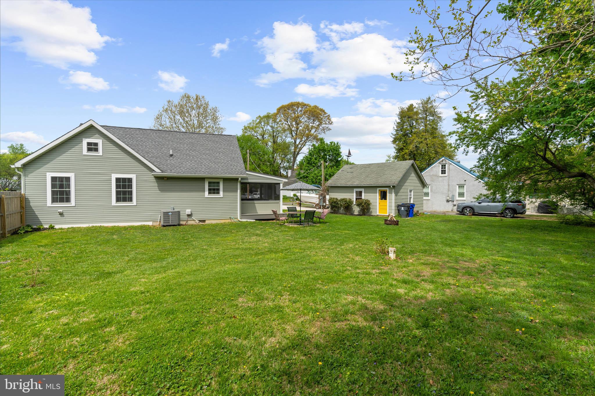 HACKS POINT - Residential