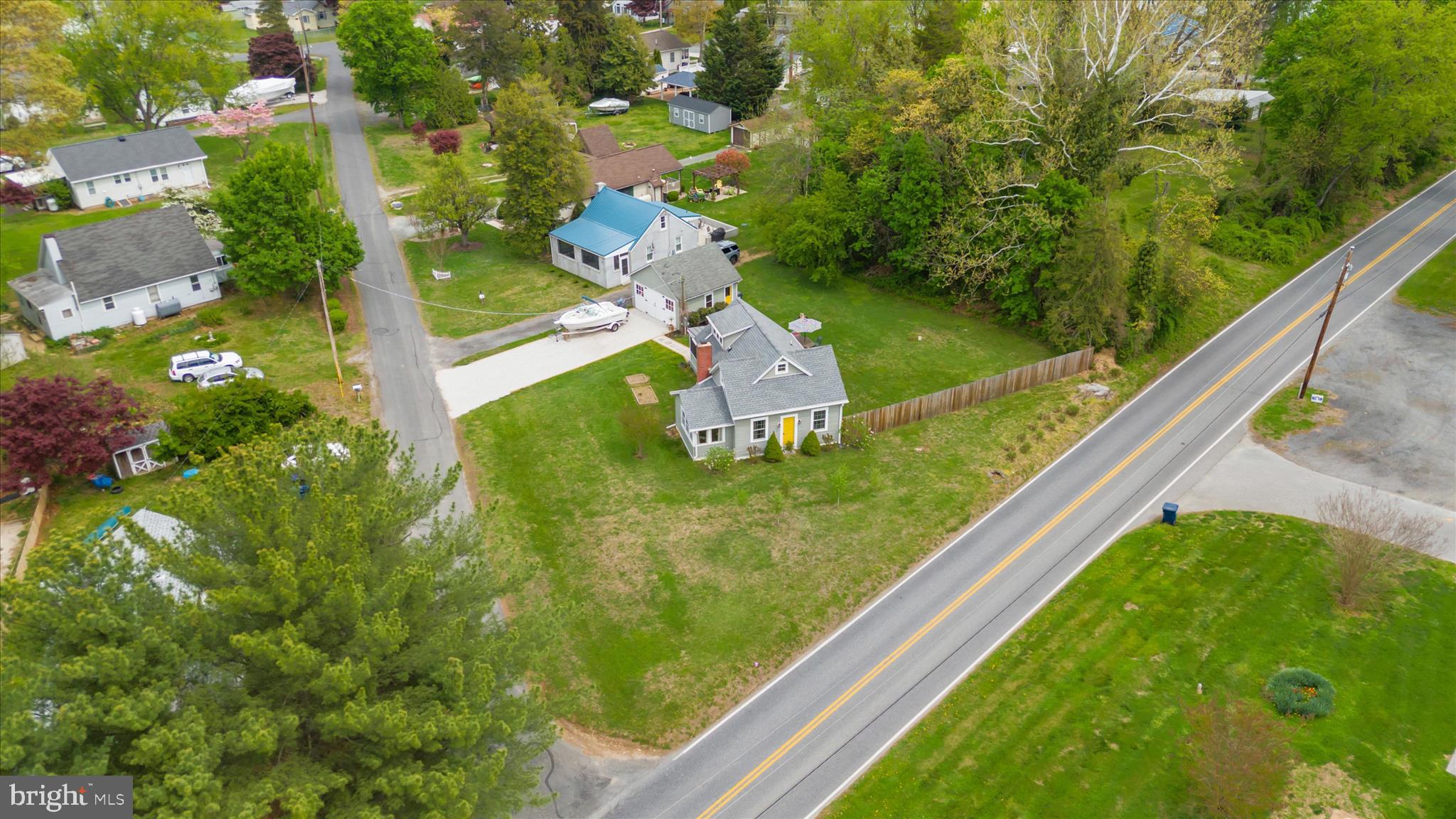 HACKS POINT - Residential