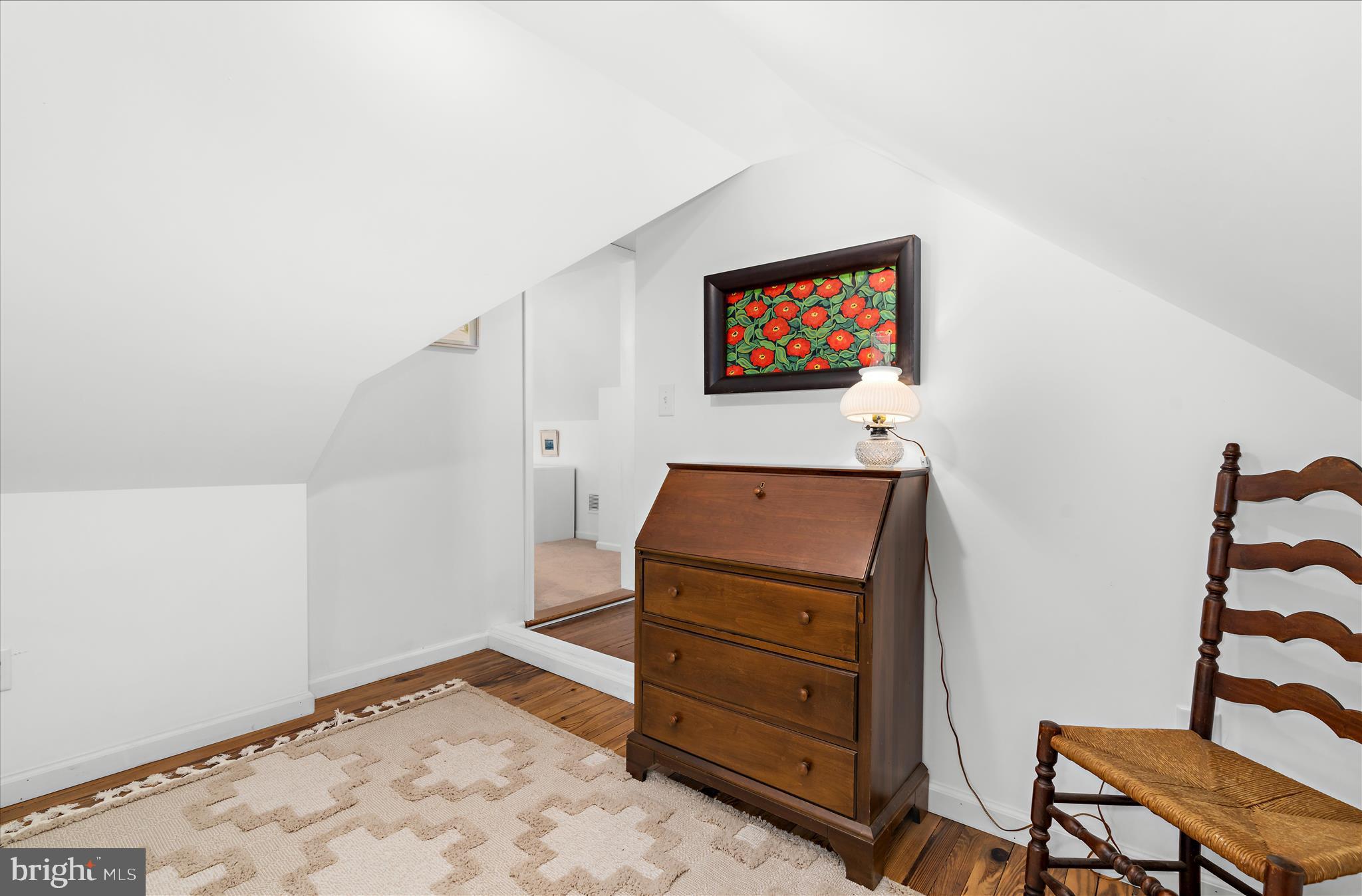 HACKS POINT - Residential