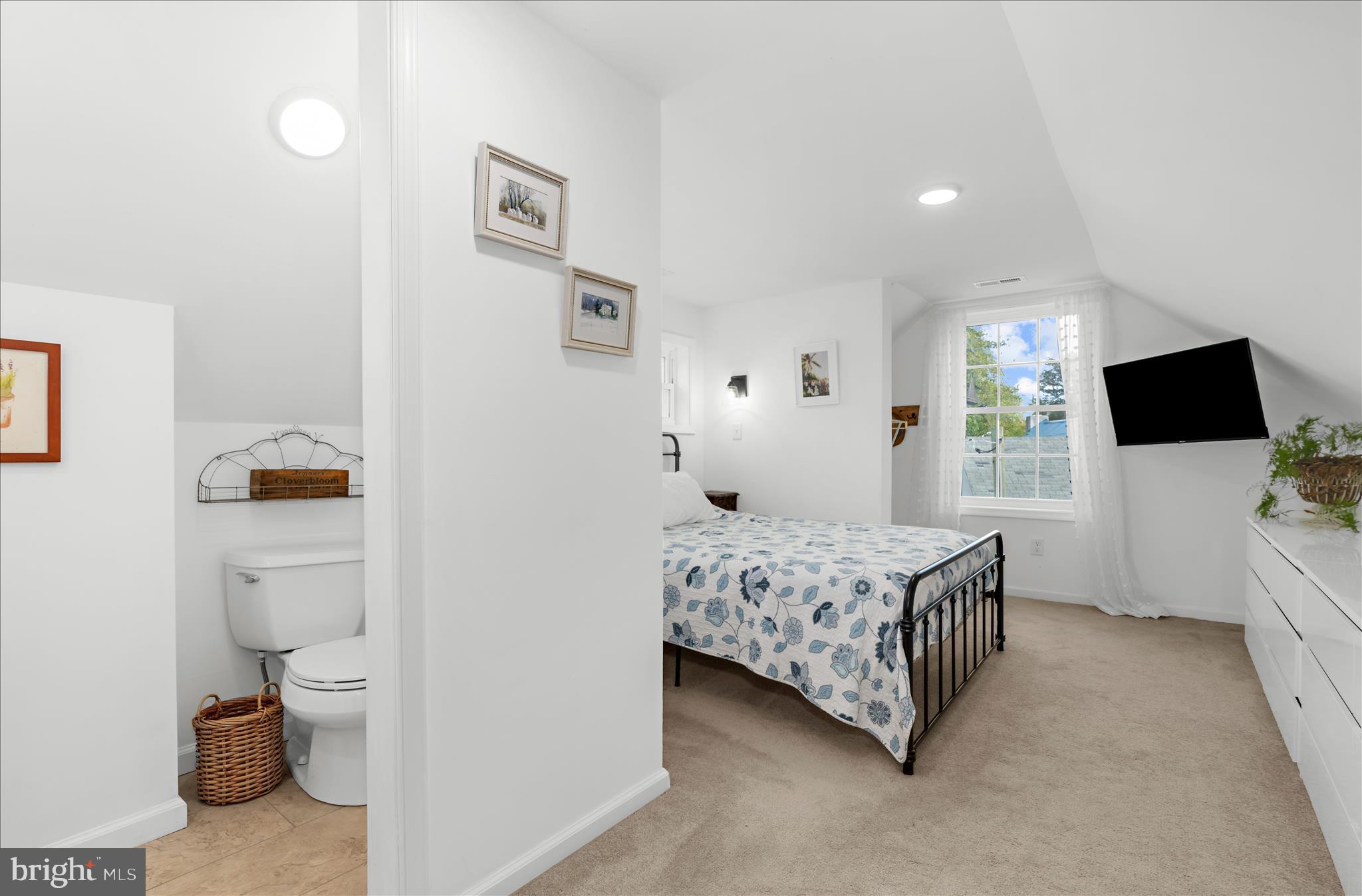 HACKS POINT - Residential