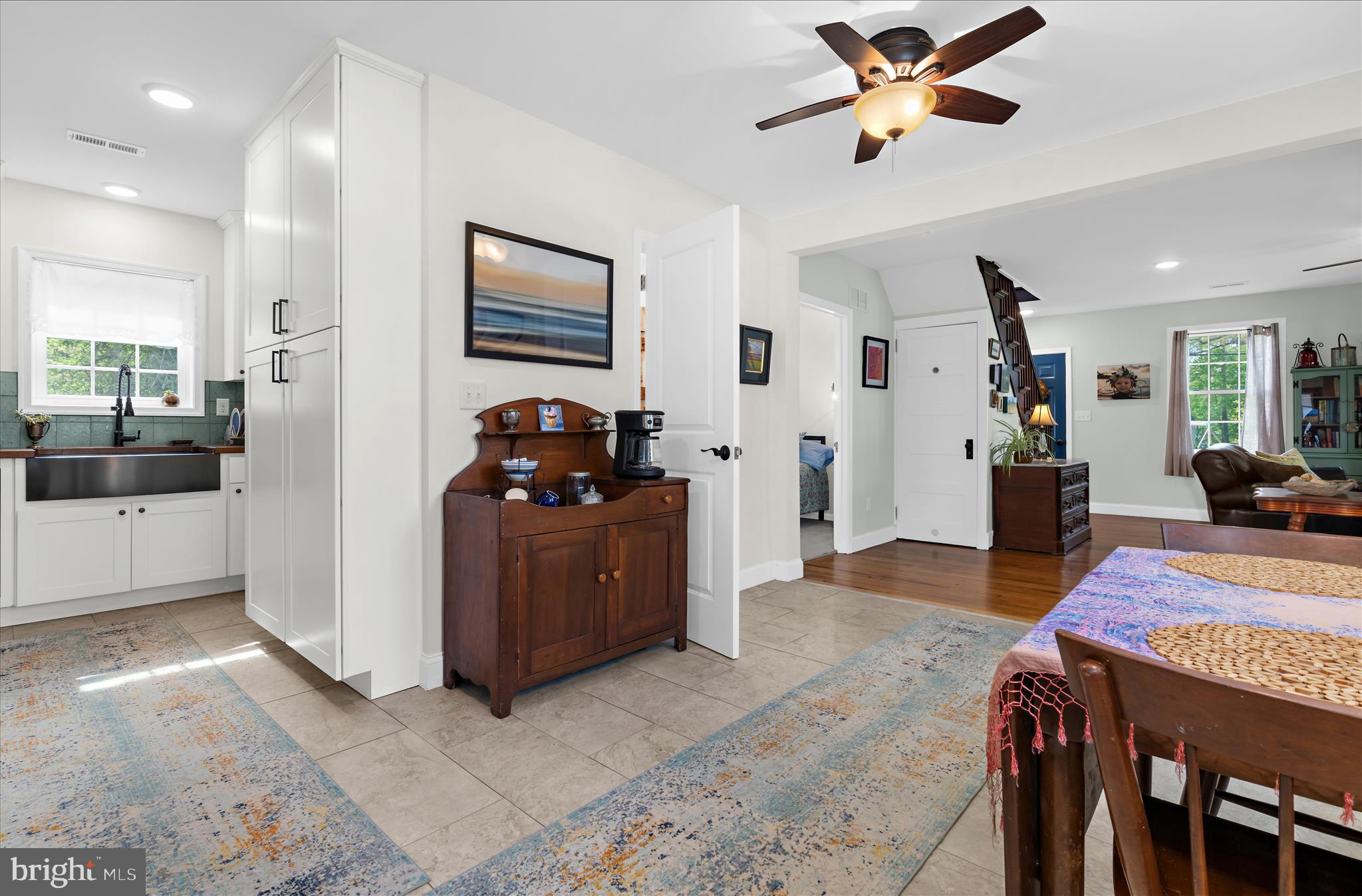 HACKS POINT - Residential