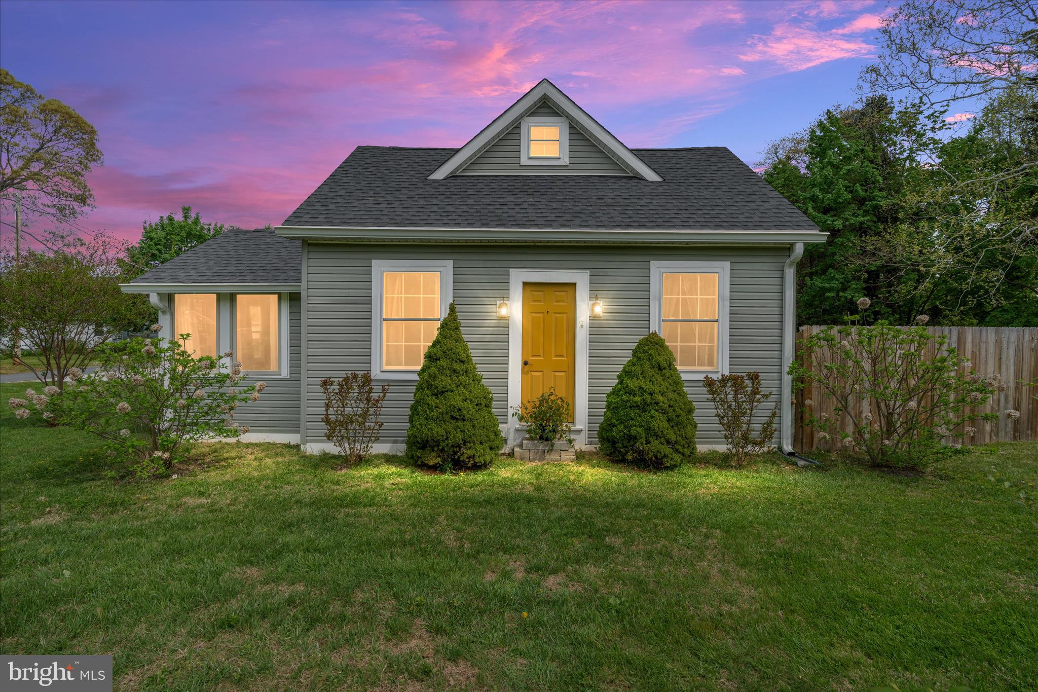 HACKS POINT - Residential