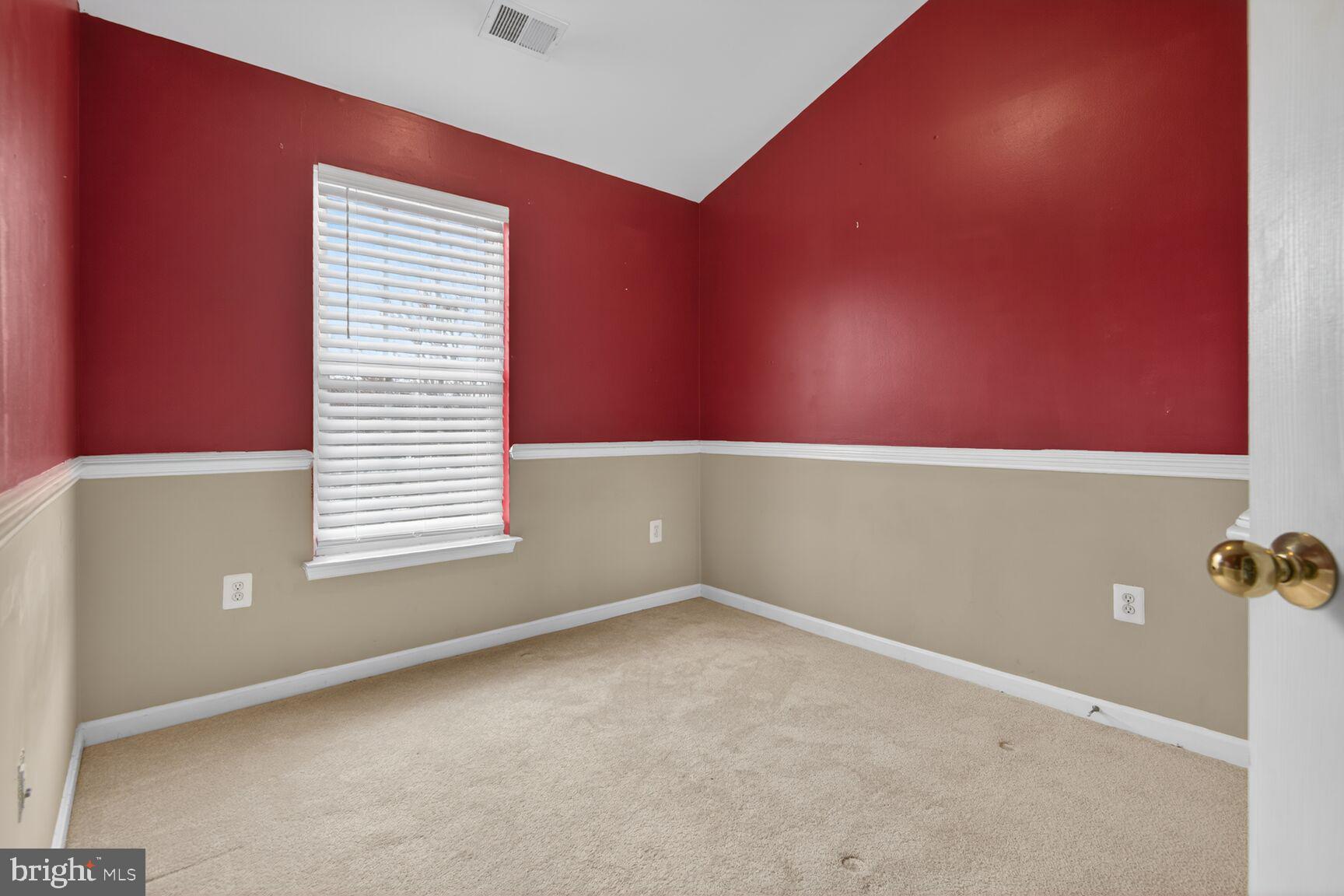 TOWNES AT COMPTON FARM - Residential