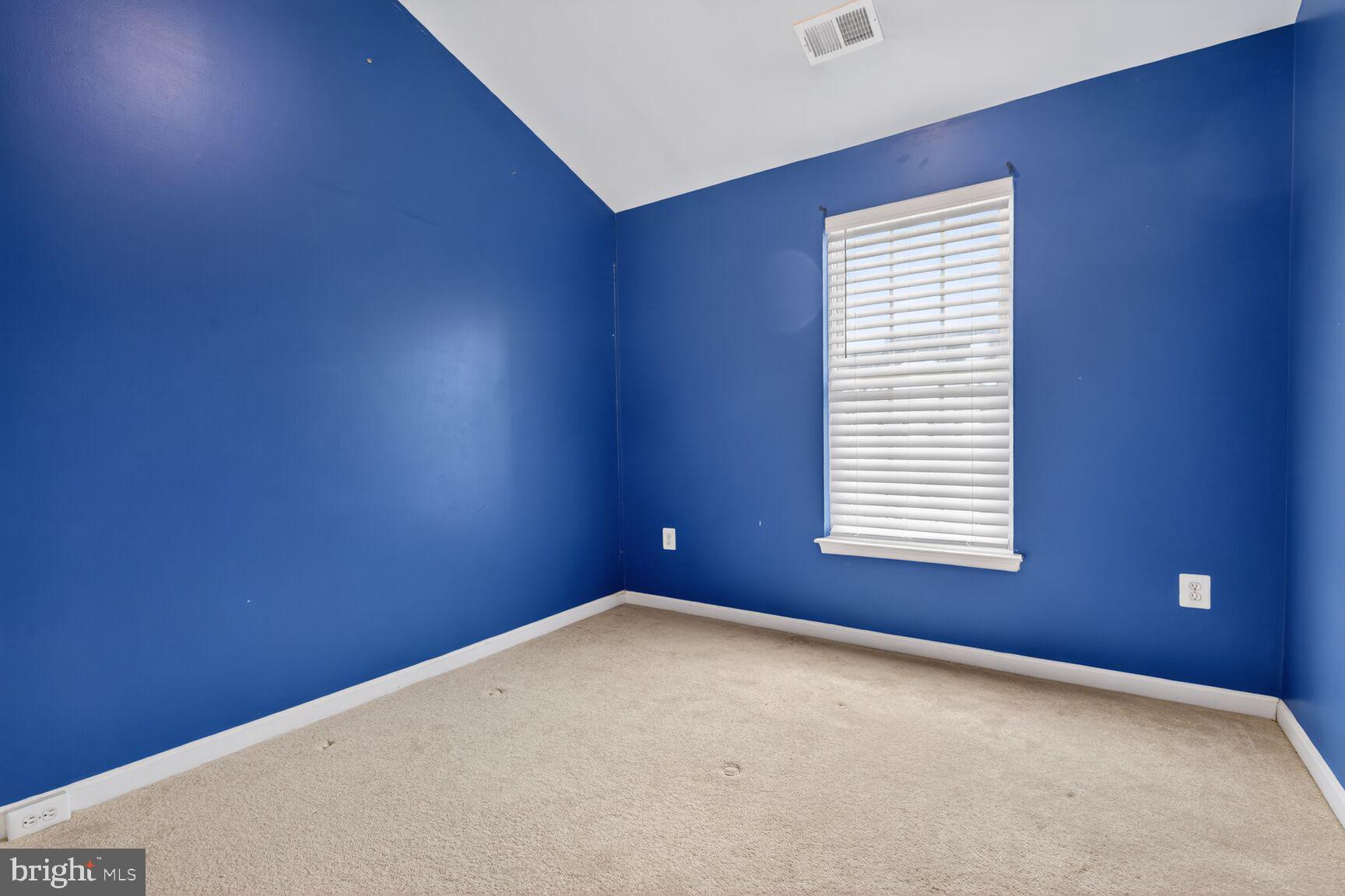 TOWNES AT COMPTON FARM - Residential