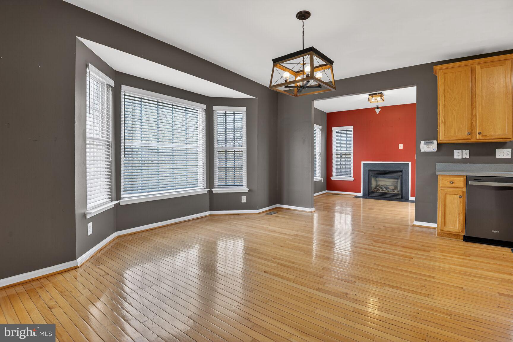 TOWNES AT COMPTON FARM - Residential