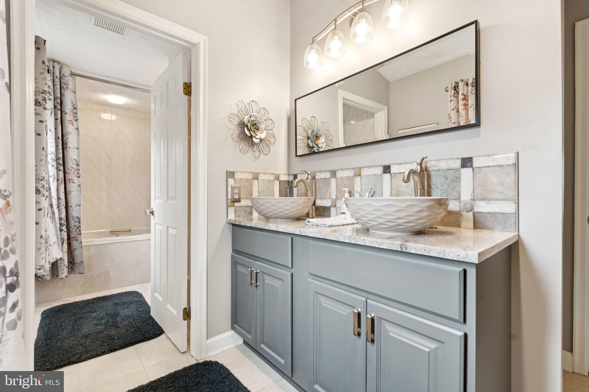 BRENTWOOD PARK - Residential