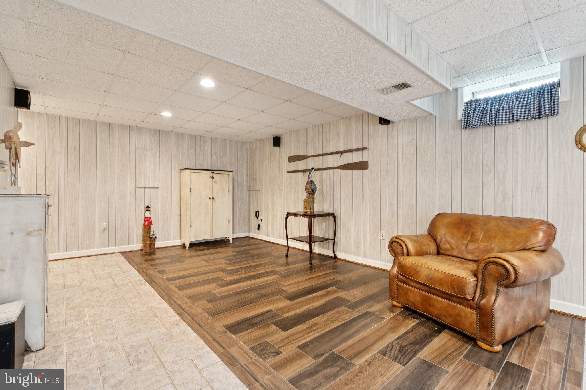 BRENTWOOD PARK - Residential