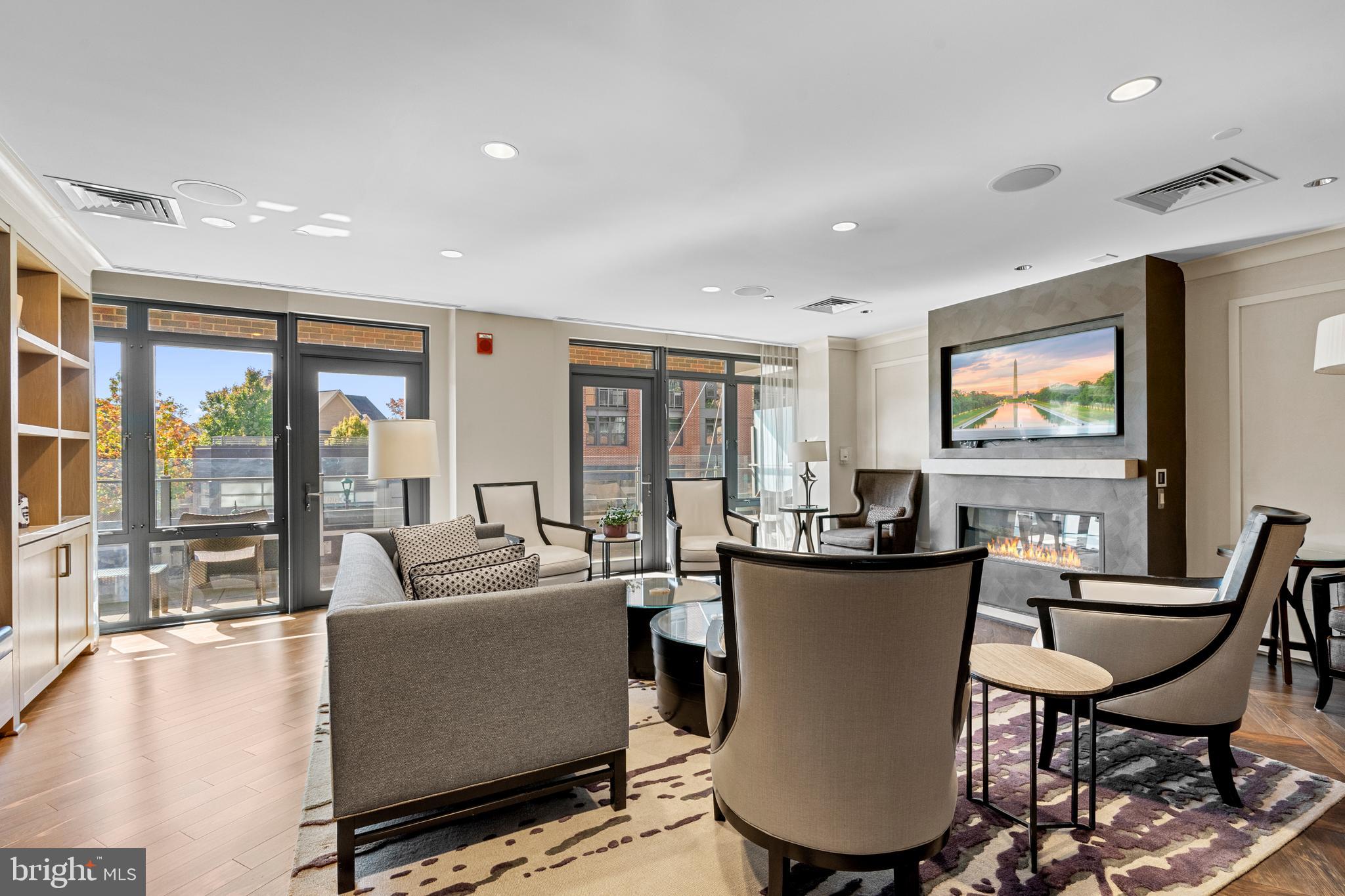 THE DARCY - Residential