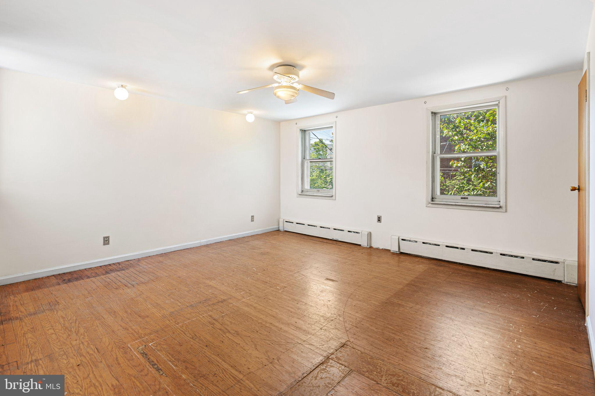 PORT RICHMOND - Residential