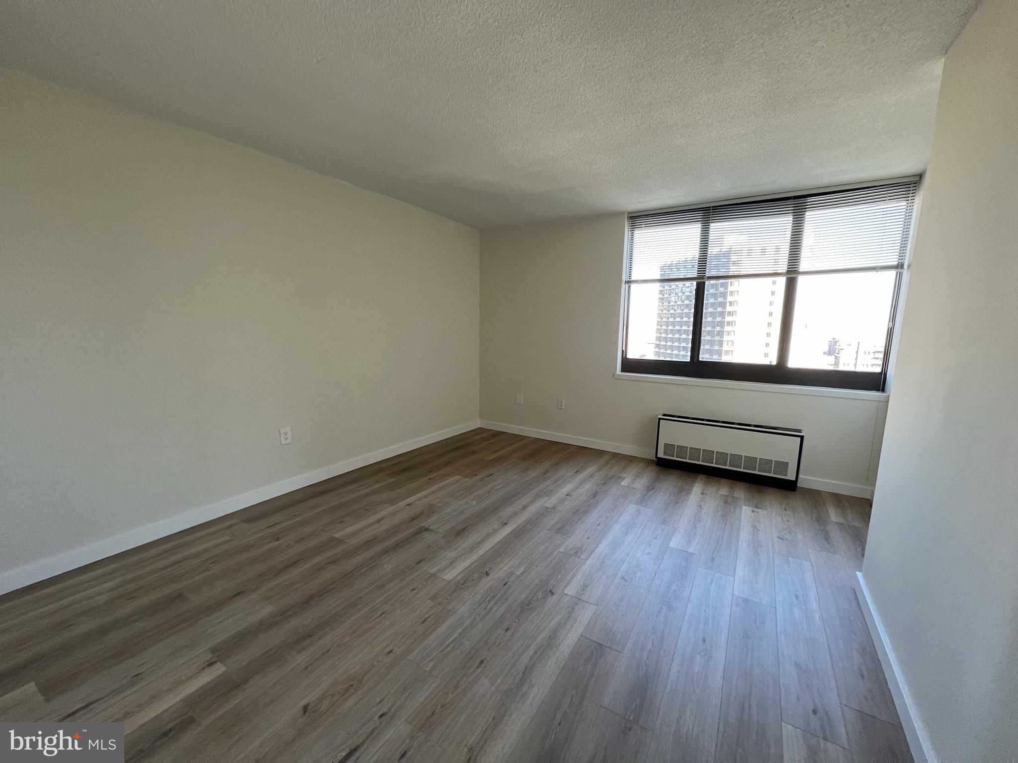 AVENUE OF THE ARTS - Residential