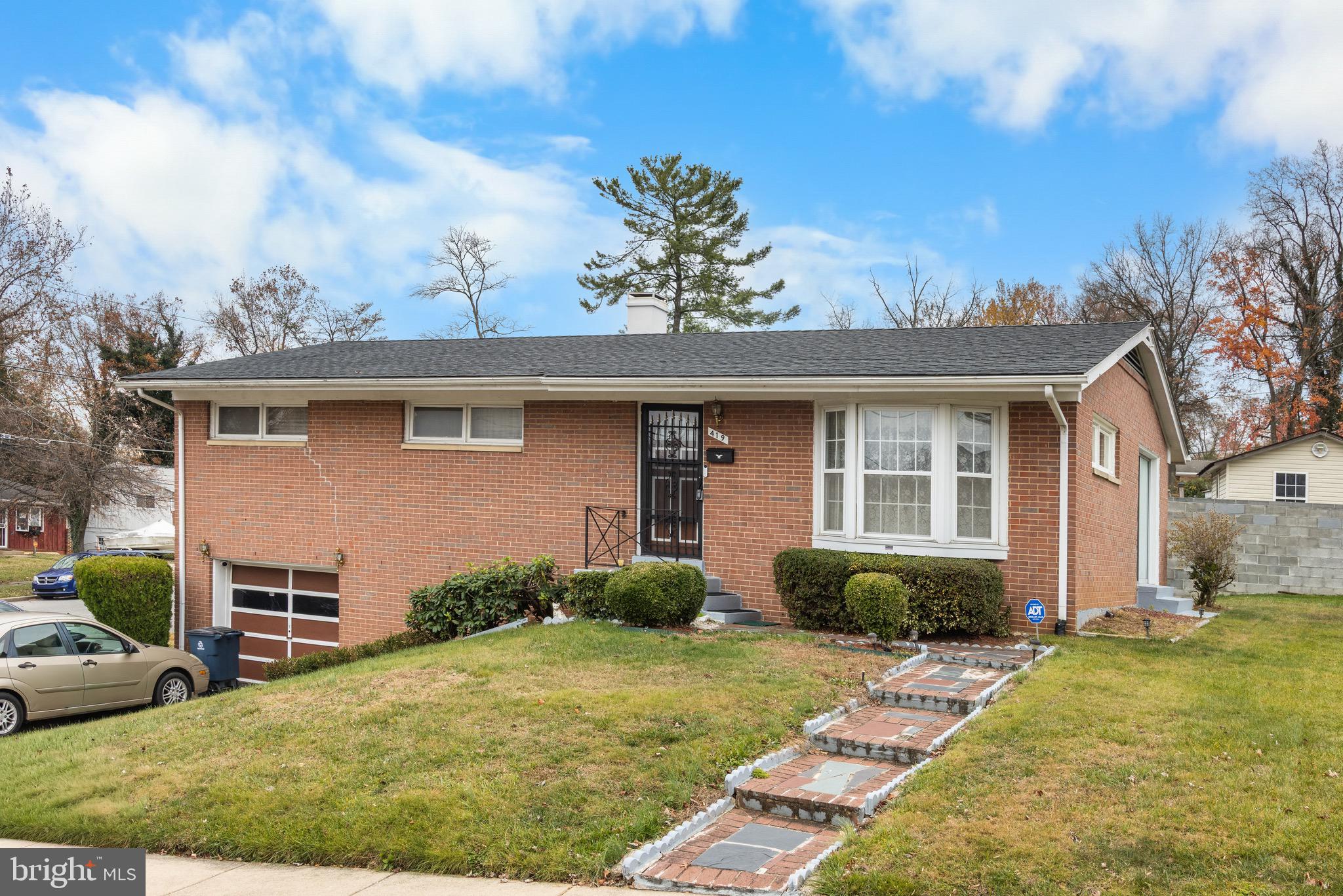 RIVER RIDGE ESTATES - Residential