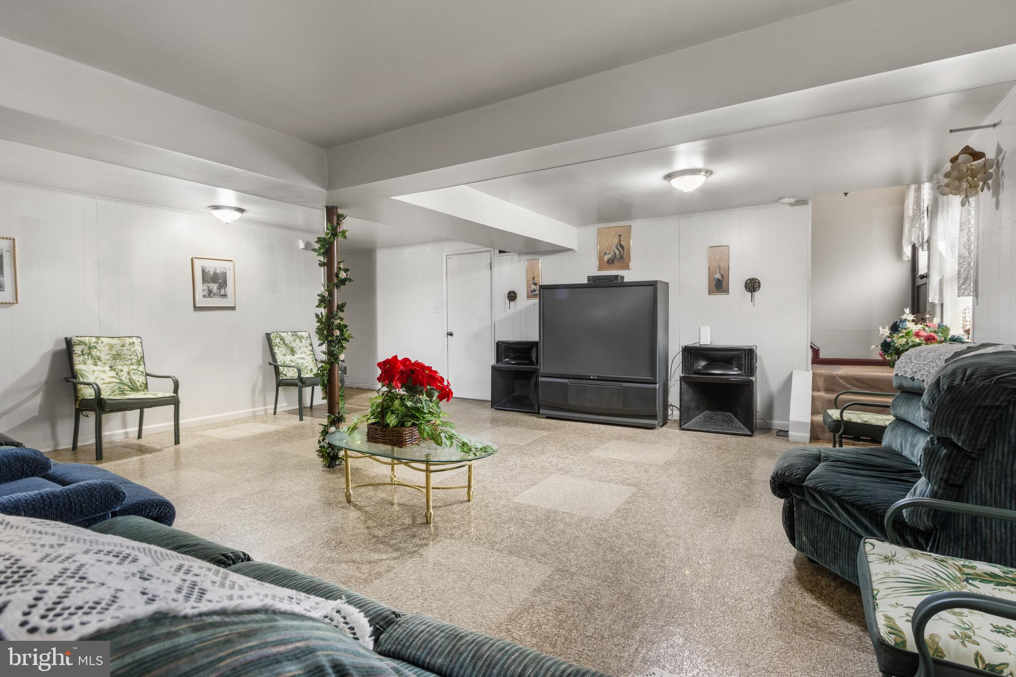 RIVER RIDGE ESTATES - Residential