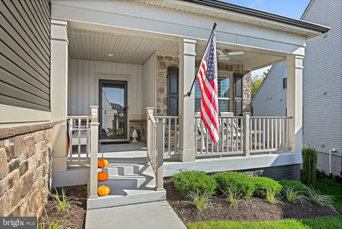 15788 Gardenia Ridge Way, Haymarket, VA MLS: VAPW2106278