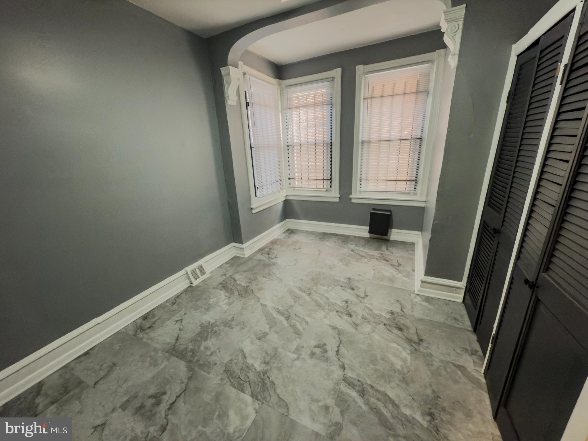 BELMONT - Residential Lease